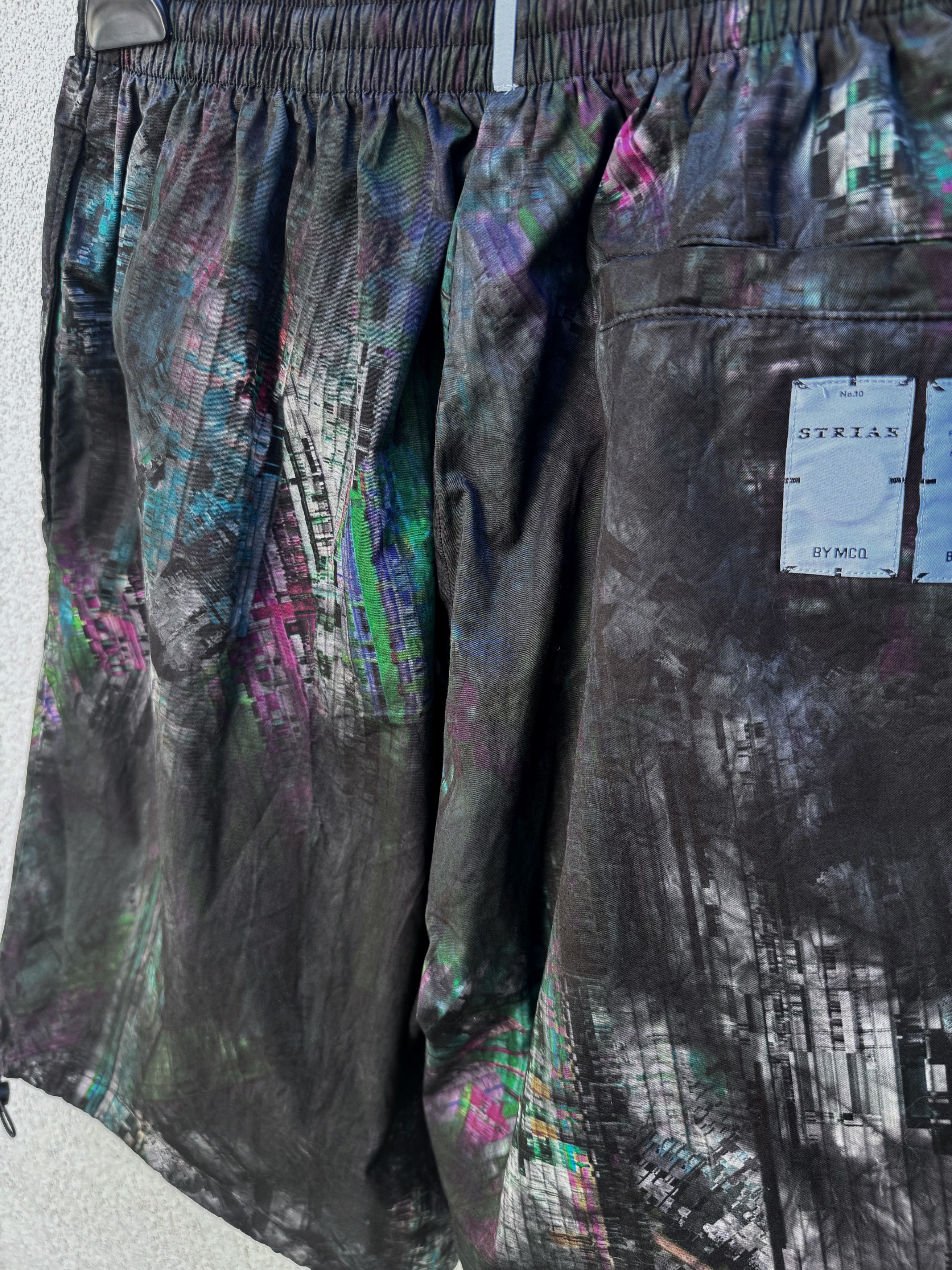 Alexander McQueen McQ Alexander Mc Queen 'Striae' Black Bruised TieDye Shorts Size US 31 - 8 Thumbnail