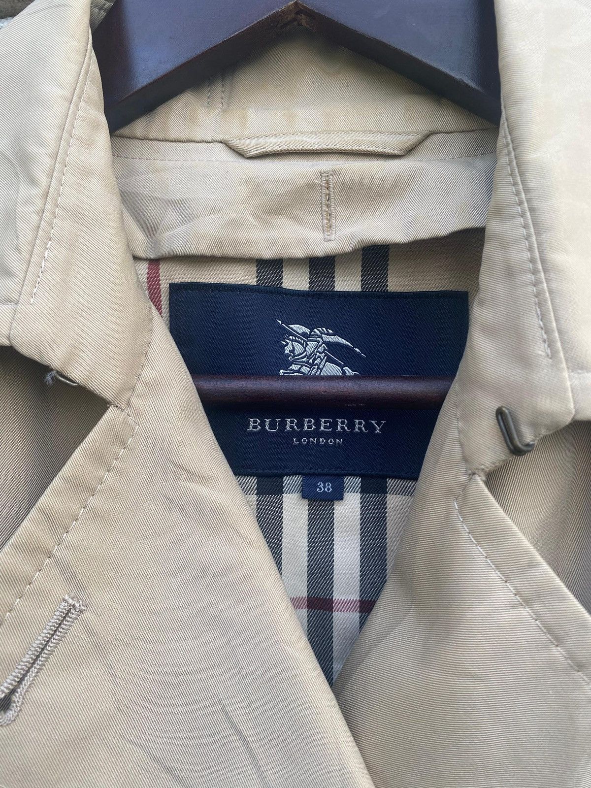 Burberry Burberry London Trench Coat Double Breast Size XS / US 0-2 / IT 36-38 - 2 Thumbnail