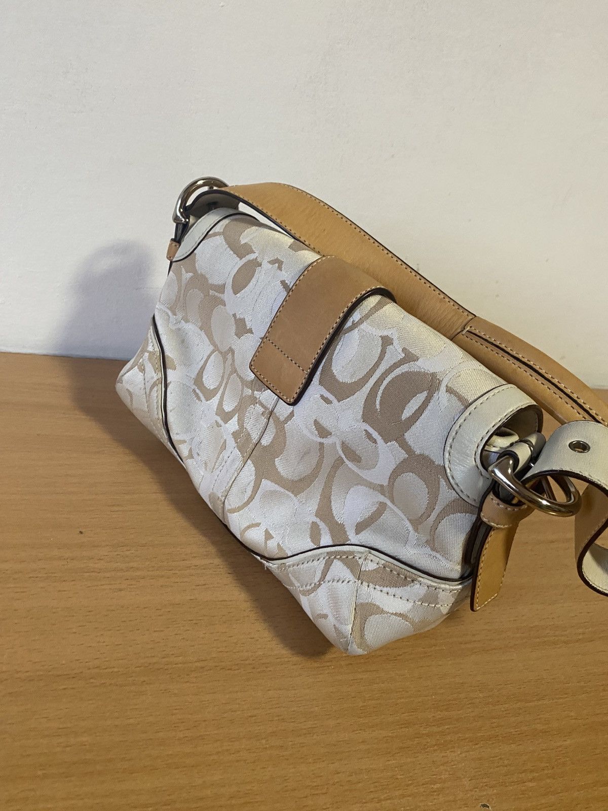 Coach Vintage Y2K Coach White Mini Square Soho Shoulder Bag Size ONE SIZE - 4 Thumbnail