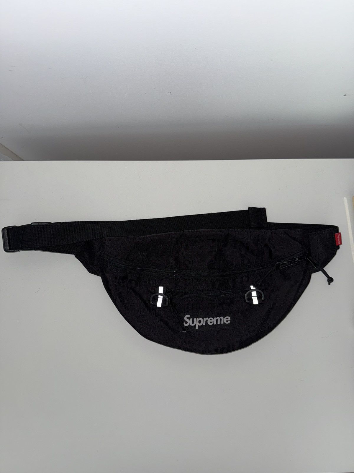 Supreme SUPREME WOVEN STRAW MAT BLACK | Grailed