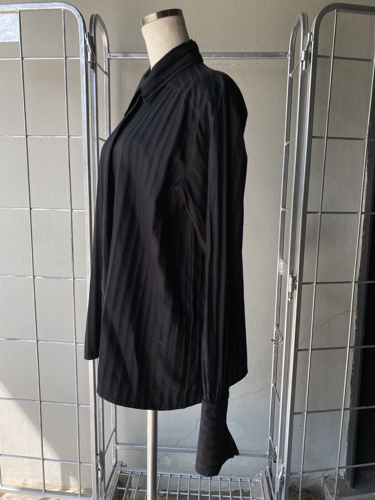 Dior Christian Dior Black Pleated Satin Shirt Size M / US 6-8 / IT 42-44 - 10 Thumbnail