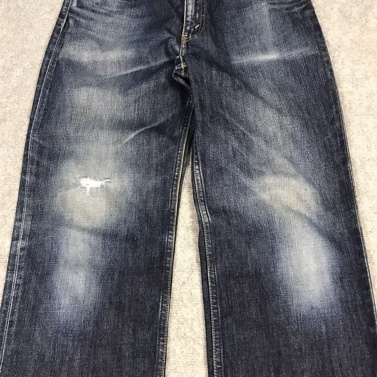 Levi's Vintage Clothing Levis Distressed denim blue jeans pants Size US 31 - 3 Thumbnail