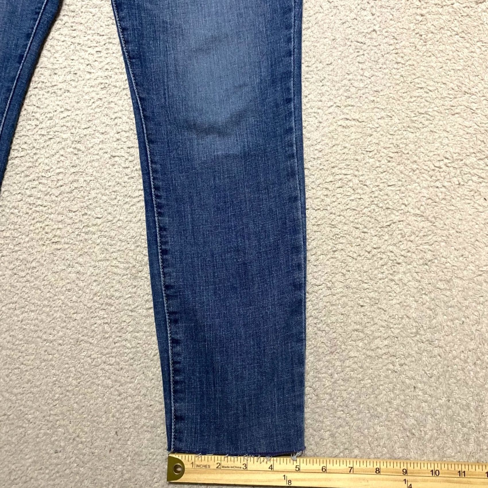 Levi's Levi'S Jeans Womens 31 Blue Denim Wash High Rise Skinny Raw Hem Size 24" / US 00 / IT 34 - 5 Thumbnail