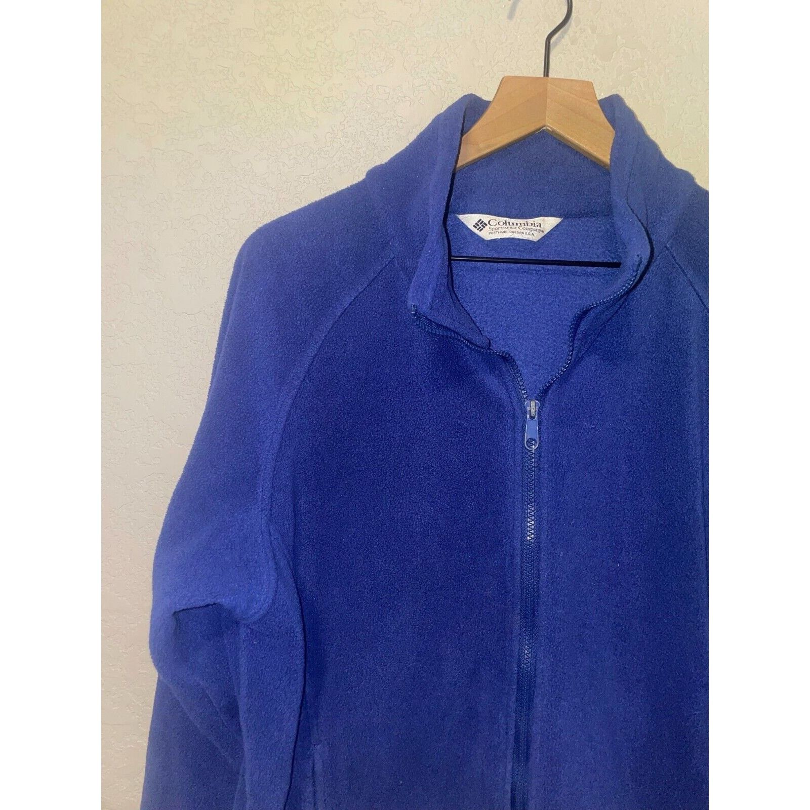 Columbia Vintage Columbia Fleece Sweatshirt Blue Crewneck 90s Large Size US L / EU 52-54 / 3 - 3 Thumbnail