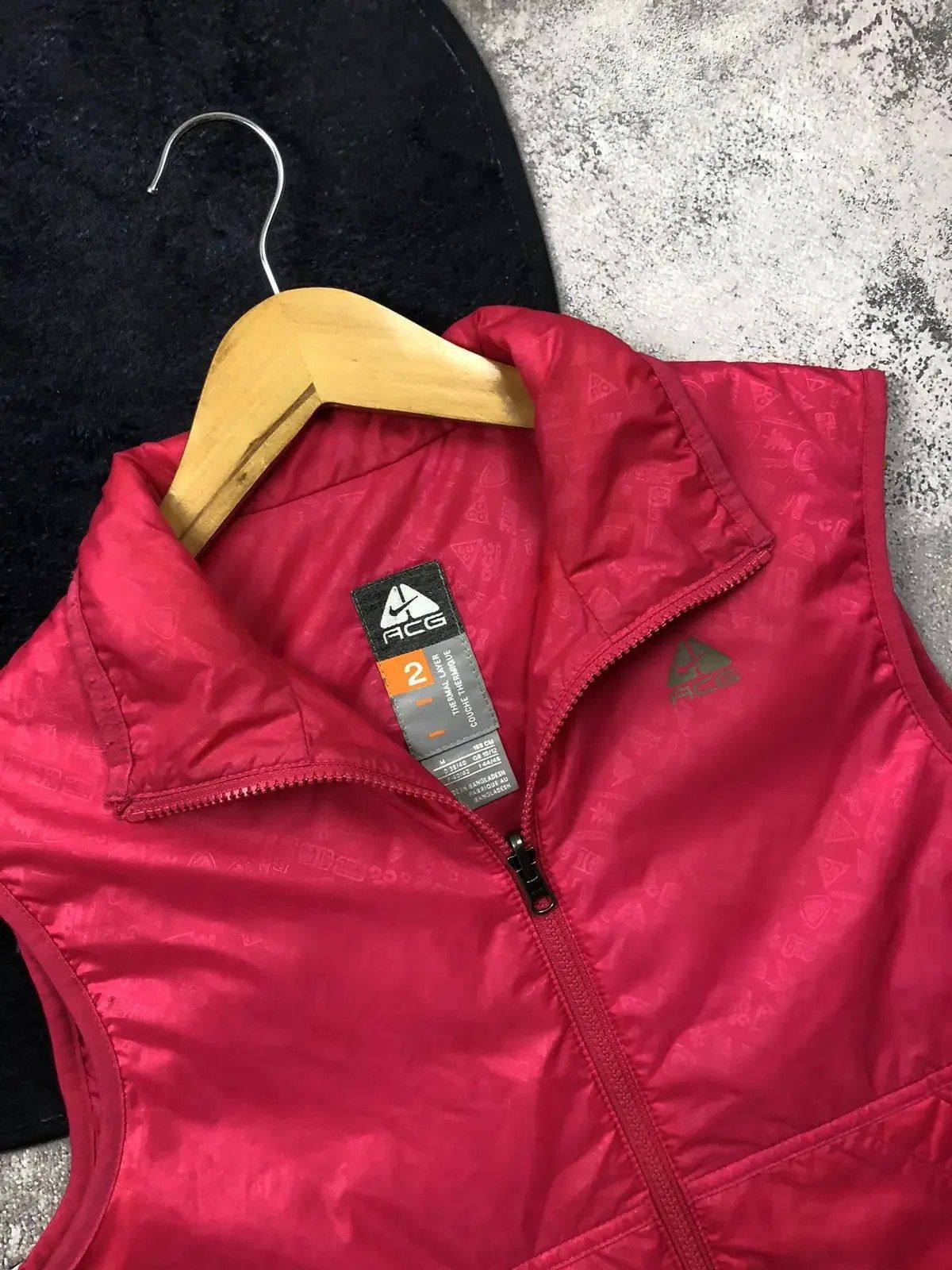 Nike ACG NIKE ACG Vintage Monogram Logo Streetwear Hype Rare Y2k Size M / US 6-8 / IT 42-44 - 4 Thumbnail