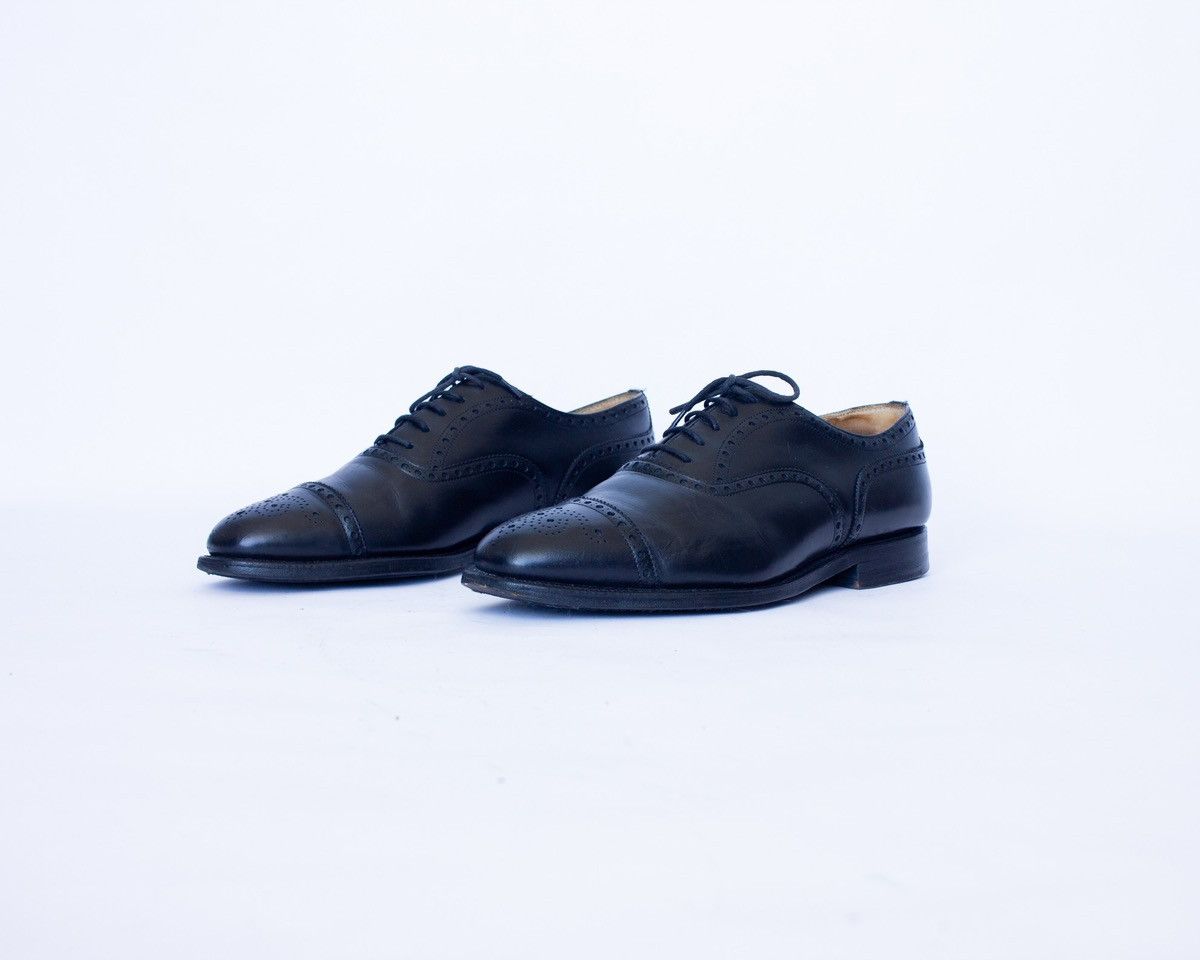 Church's Church’s Custom Grade Leather Wingtip Shoe’s Made in England Size US 10 / EU 43 - 2 Thumbnail