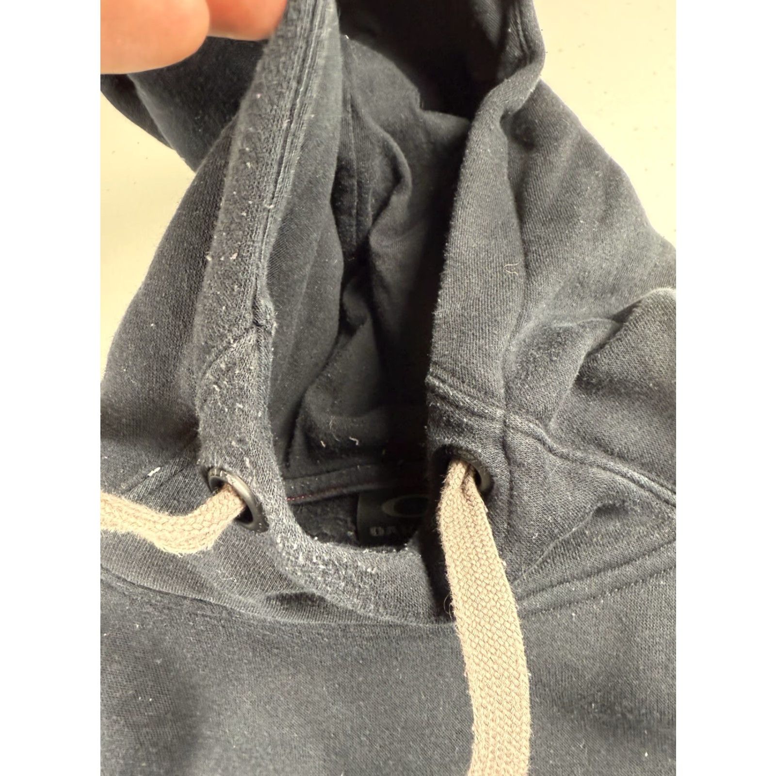 Oakley VINTAGE Oakley Hoodie Mens M Black Camo Graphic Logo Outdoor Casual Pullover Hooded Long Sleeve Crew Neck Size US M / EU 48-50 / 2 - 3 Thumbnail