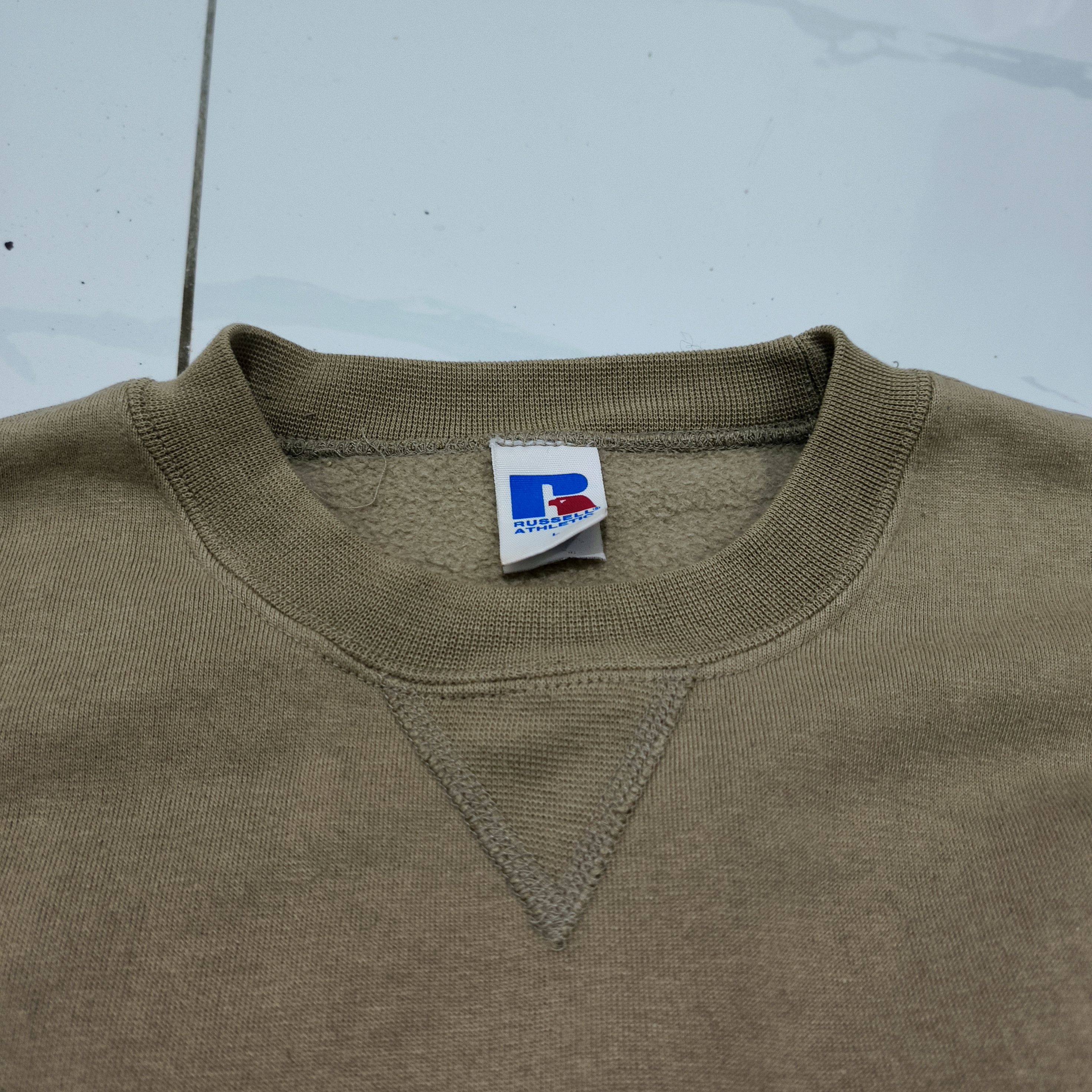 Russell Athletic Vintage Russell Athletic USA Made Crewneck Sweatshirt L Size US L / EU 52-54 / 3 - 2 Thumbnail