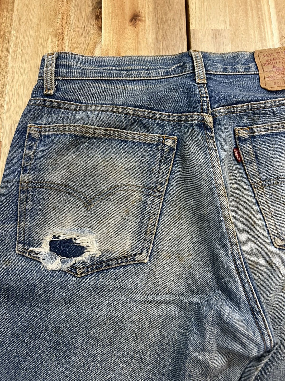 Levi's Vintage Levis 501XX Small E Distressed Denim Jeans Size US 32 / EU 48 - 14 Thumbnail