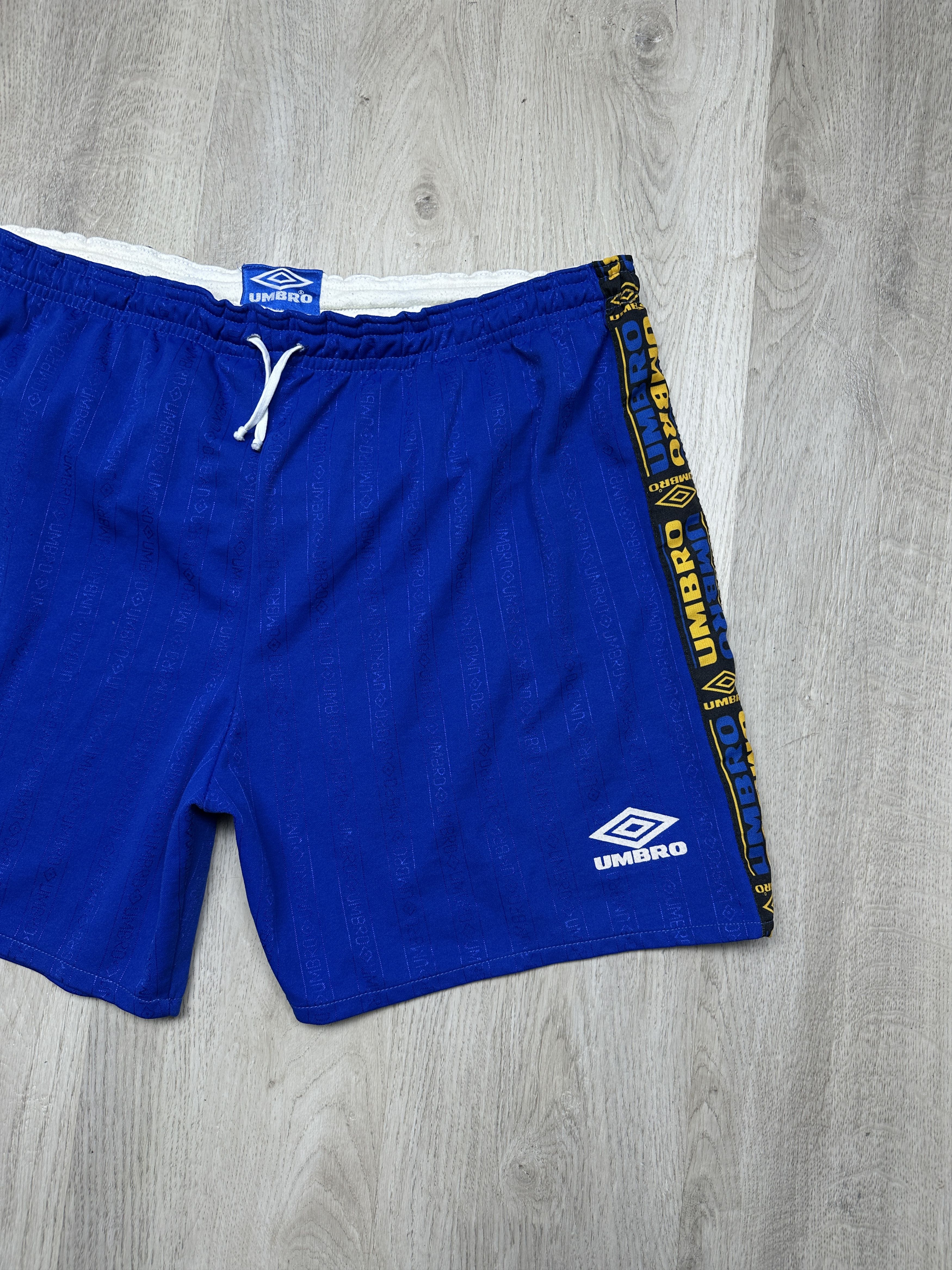 Umbro Umbro 90s Vintage Mens Shorts Size US 38 / EU 54 - 2 Thumbnail