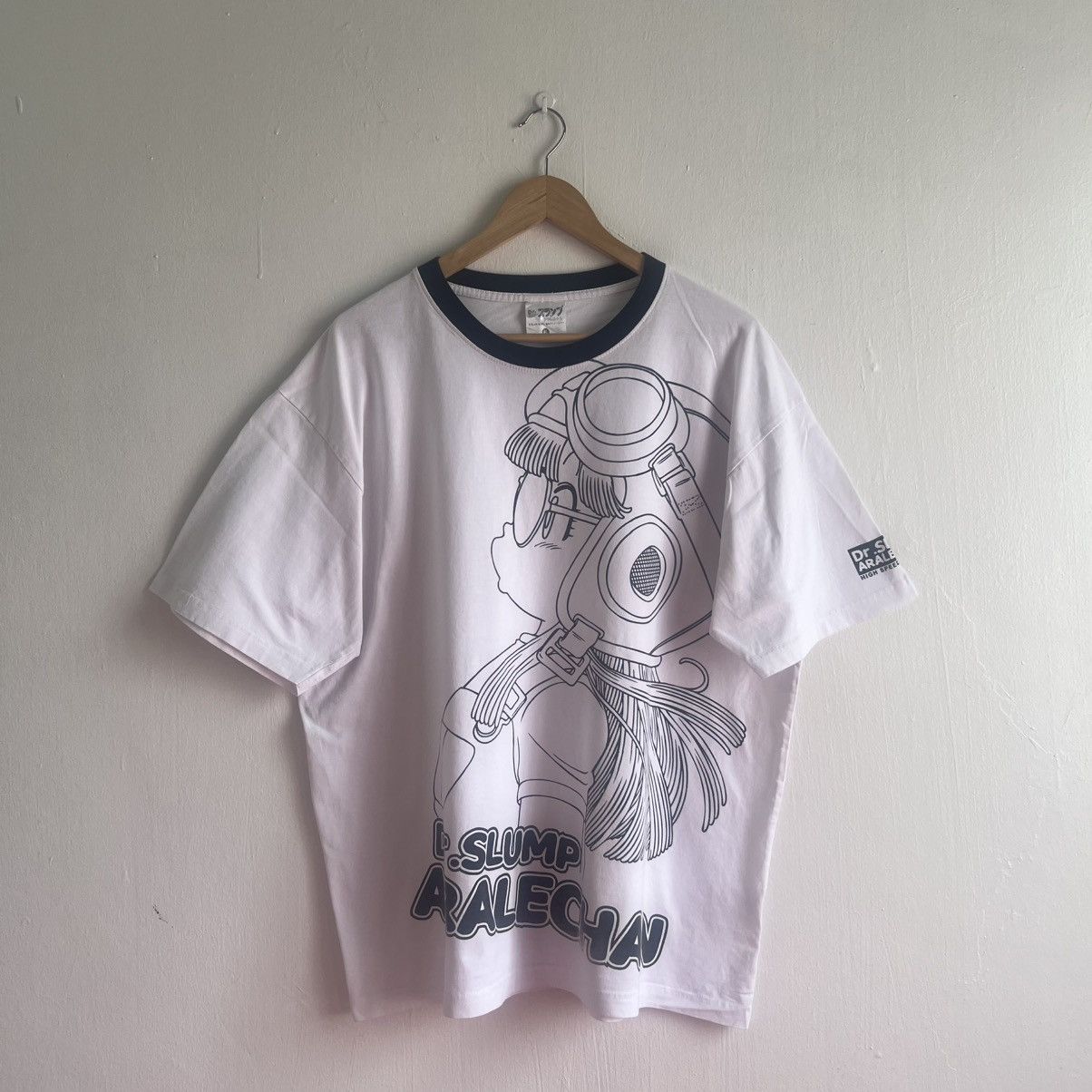 Anime × Japanese Brand DR SLUMP ARALECHAN ANIME TEE Size US XL / EU 56 / 4 - 1 Thumbnail