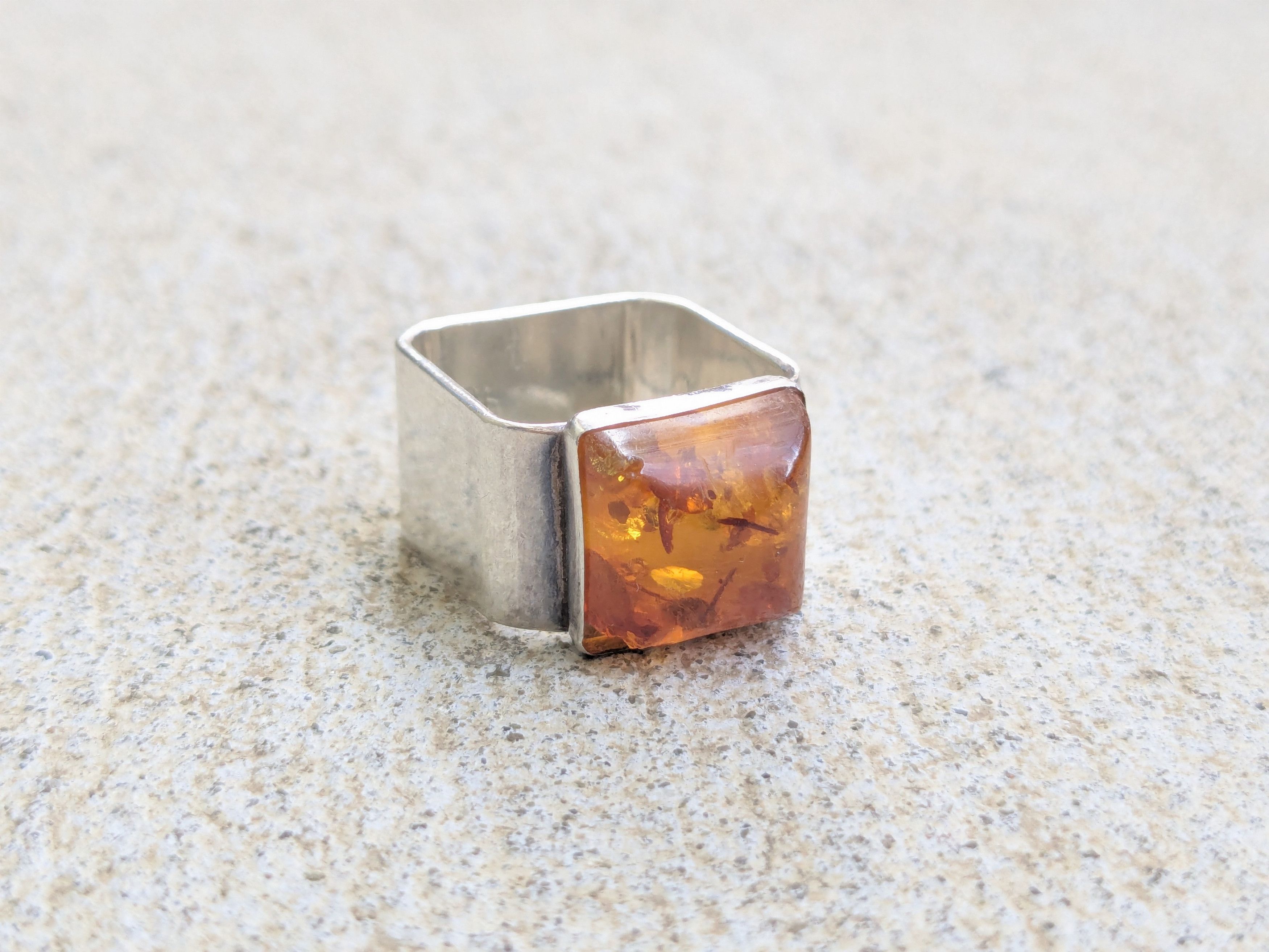 Vintage Vintage Sterling Silver Ring Size 9 Amber .925 Modern Size ONE SIZE - 1 Thumbnail