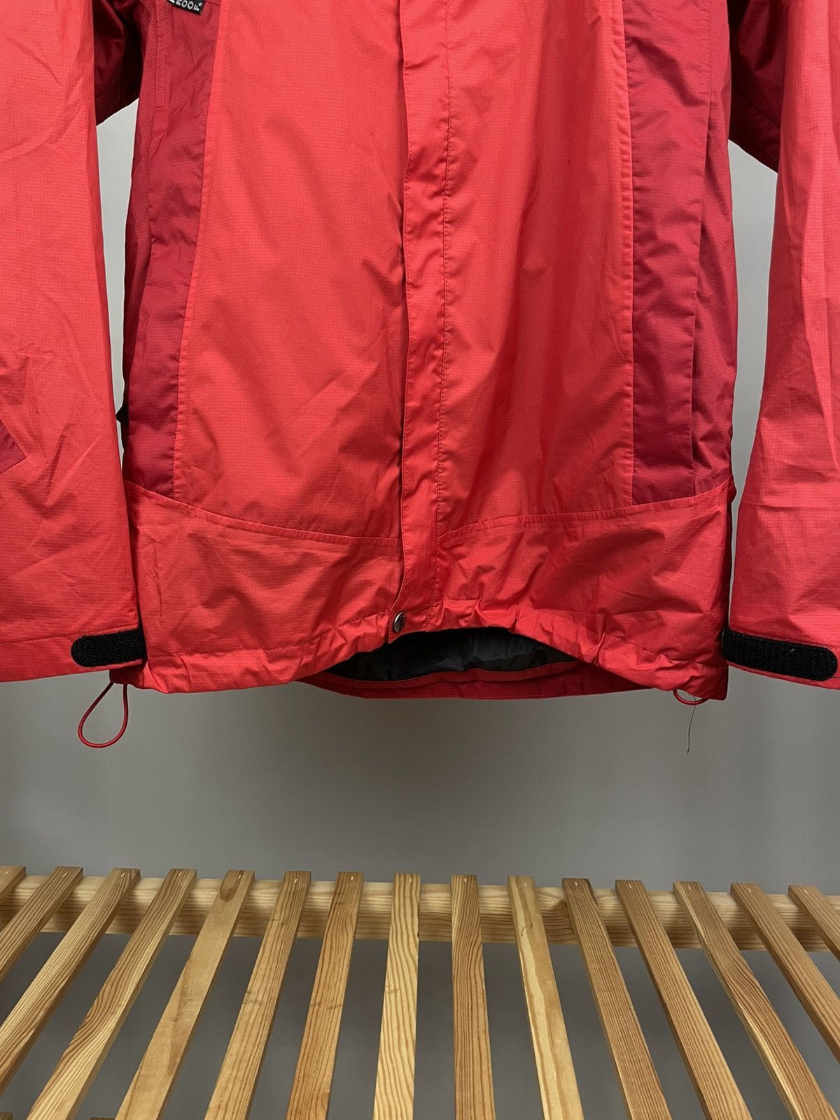 Haglofs Haglofs rain jacket size M Size M / US 6-8 / IT 42-44 - 3 Thumbnail