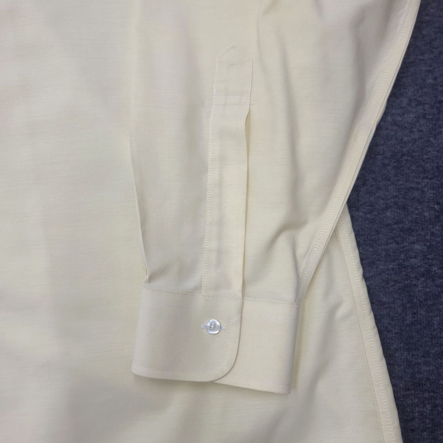 Brooks Brothers VINTAGE: No Brooks Brothers Non-Iron Shirt 18 34 Slim Yellow Supima Cotton Button-Down Shirt Mens Big & Tall Slim fit Long Sleeve 18 in Yellow Size US XXL / EU 58 / 5 - 6 Thumbnail