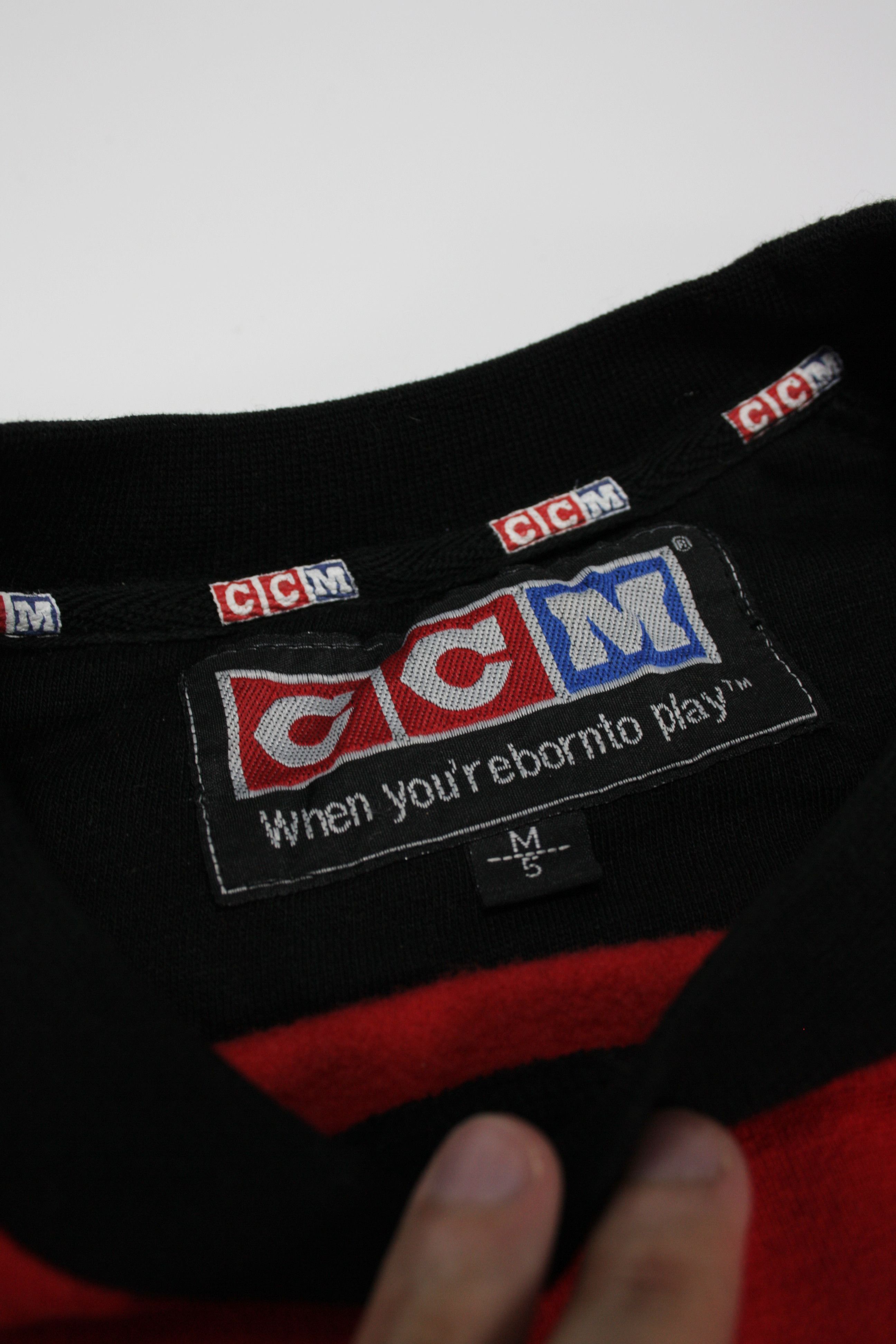 Ccm × NHL × Vintage CCM 90s Vintage Two Tone Hockey Fleece Lined Sweatshirt Size US L / EU 52-54 / 3 - 6 Thumbnail