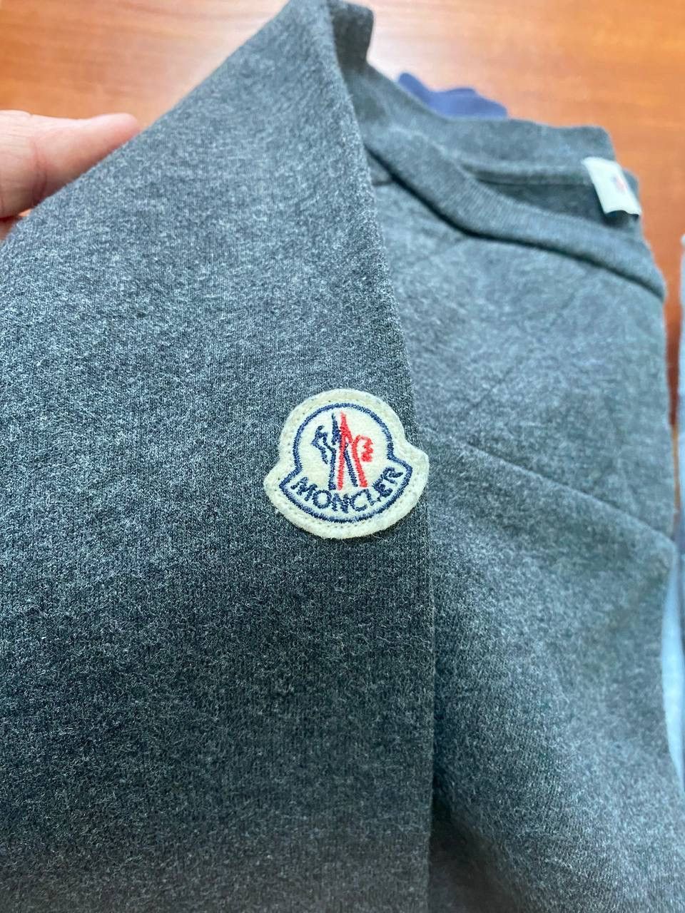 Moncler Moncler luxury sweatshirt wmns size xs Size XS / US 0-2 / IT 36-38 - 6 Thumbnail