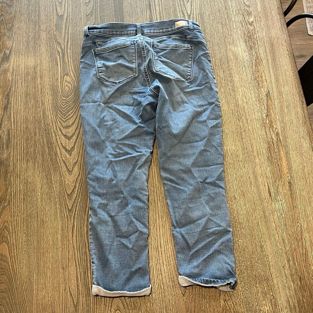 Juicy Couture Juicy Couture Cuffed Capri Jeans Mid Rise Slim Fit Size 10 Size 32" / US 10 / IT 46 - 9 Thumbnail