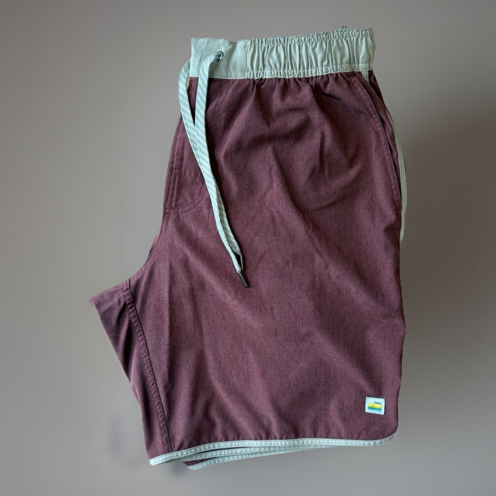 Vuori Vuori Banks Shorts Medium Maroon Lightweight Workout Size US 29 - 1 Thumbnail