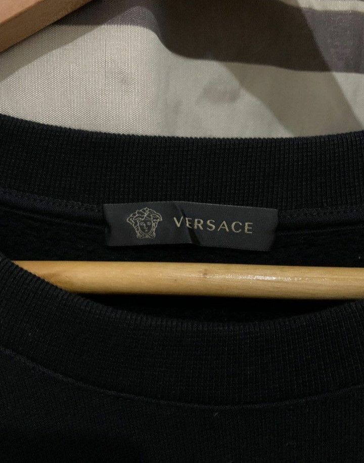 Designer × Versace Versace Gold Script Crewneck Size US XL / EU 56 / 4 - 2 Thumbnail
