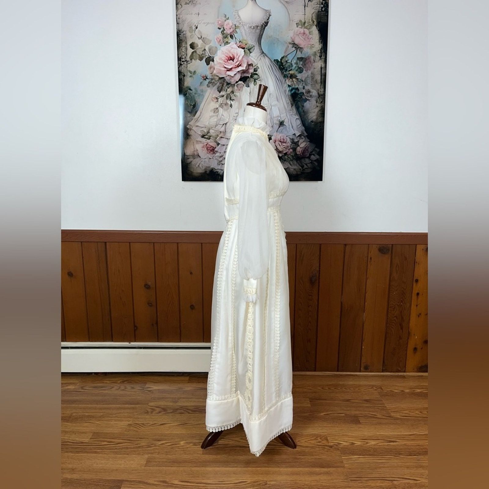 Other Vintage 1970s Alfred Angelo Velvet Organza Wedding Gown! Size S / US 4 / IT 40 - 4 Thumbnail