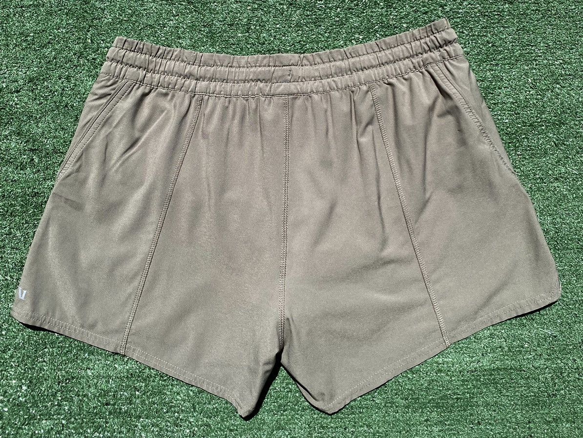 Vuori Vuori Clementine Light Oregano Green Lined Shorts Womens XL Size 38" / US 16 / IT 52 - 4 Thumbnail