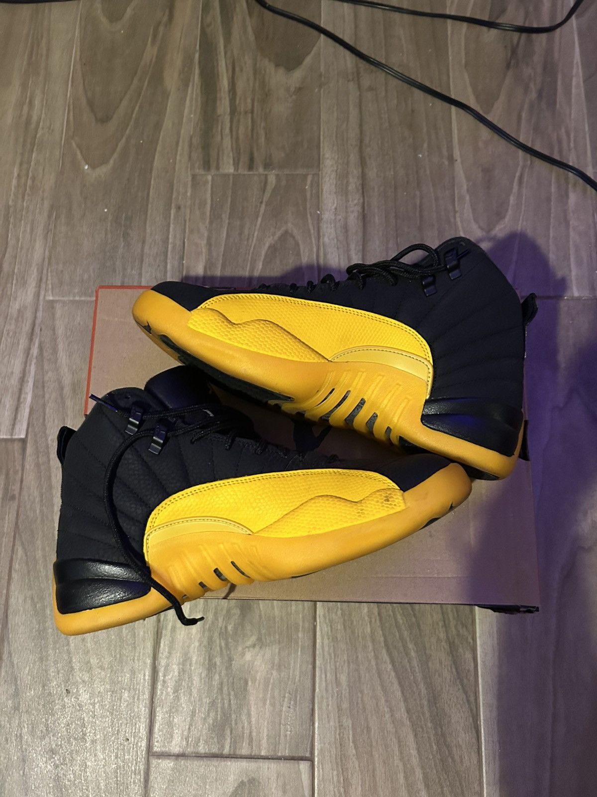 Designer × Jordan Brand Jordan 12s University Gold and Black Size US 9 / EU 42 - 5 Thumbnail