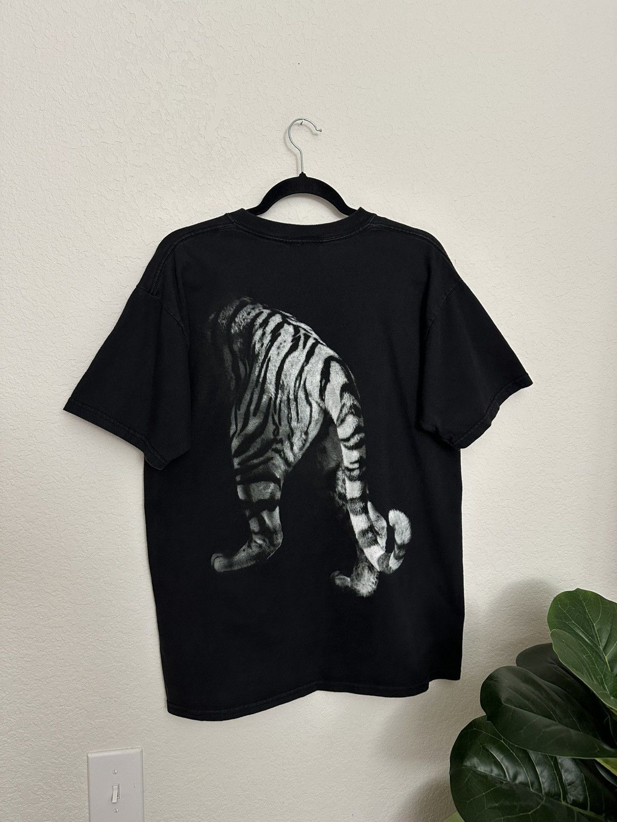 Vintage Vintage 90s Siegfried & Roy White Tiger The Mirage Las Vegas Size US L / EU 52-54 / 3 - 4 Thumbnail
