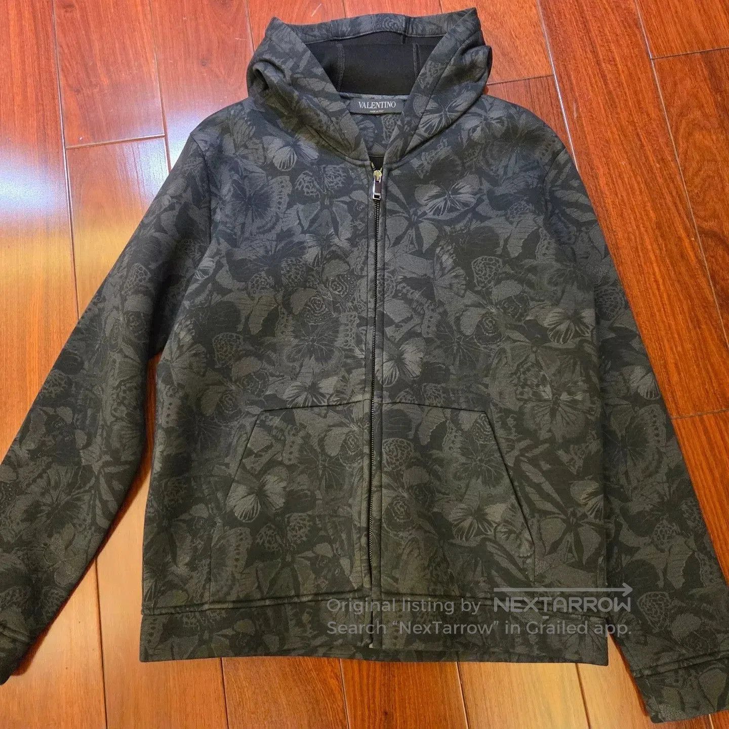 Valentino valentino men's lightweight hooded jacket. Size US M / EU 48-50 / 2 - 1 Thumbnail