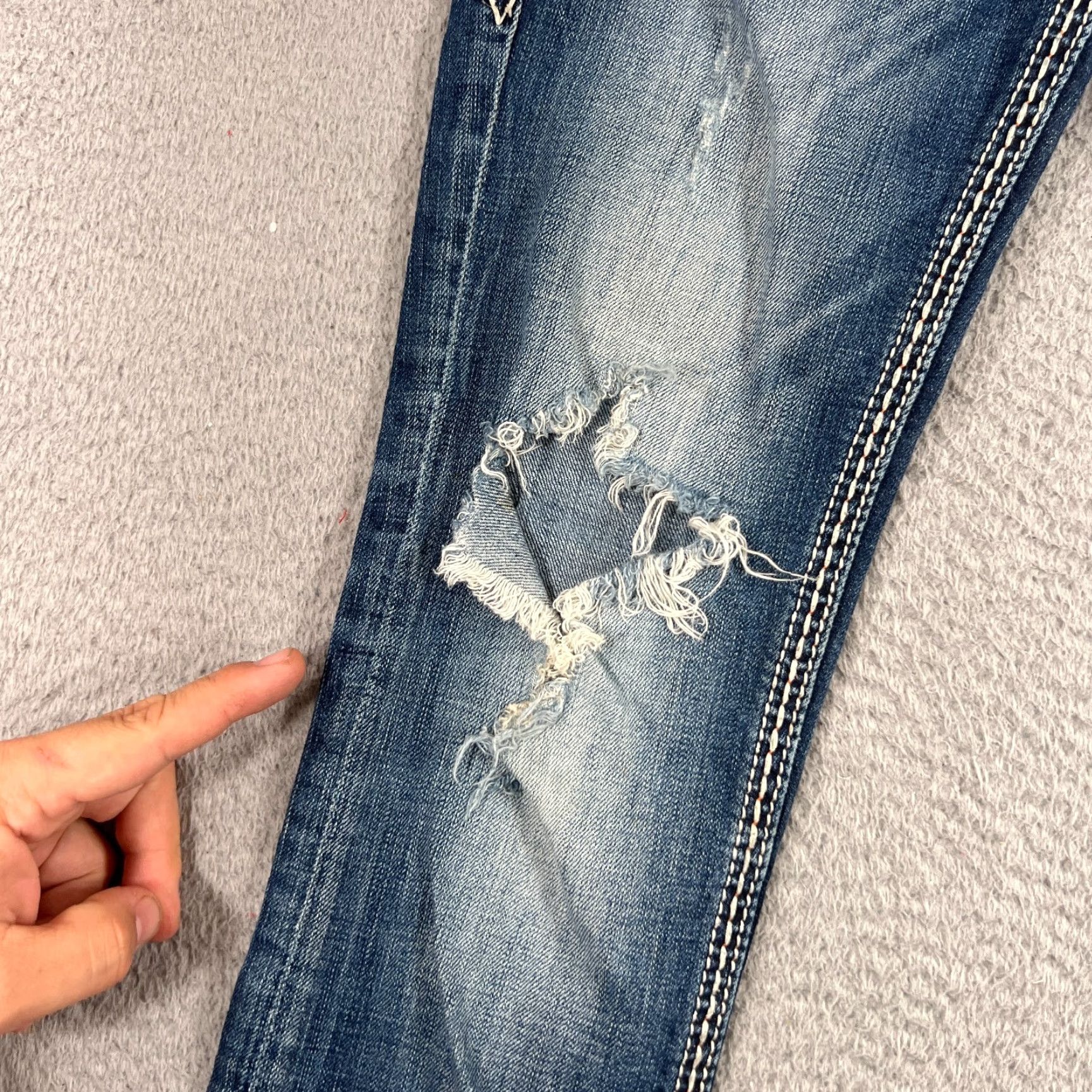 Vintage Rock Revival Jeans Womens 28 Straight Dark Wash Denim Regular Fit 5-Pocket Blue Size 28" / US 6 / IT 42 - 4 Thumbnail