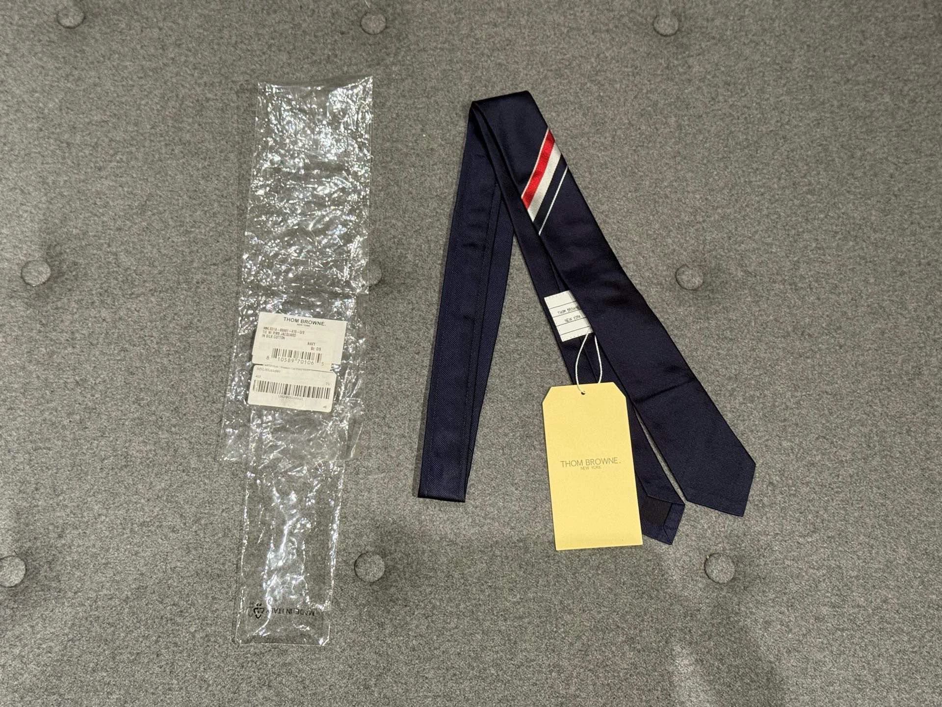Thom Browne Thom Browne Classic Tri-Color Logo Navy Blue Tie Size ONE SIZE - 1 Thumbnail