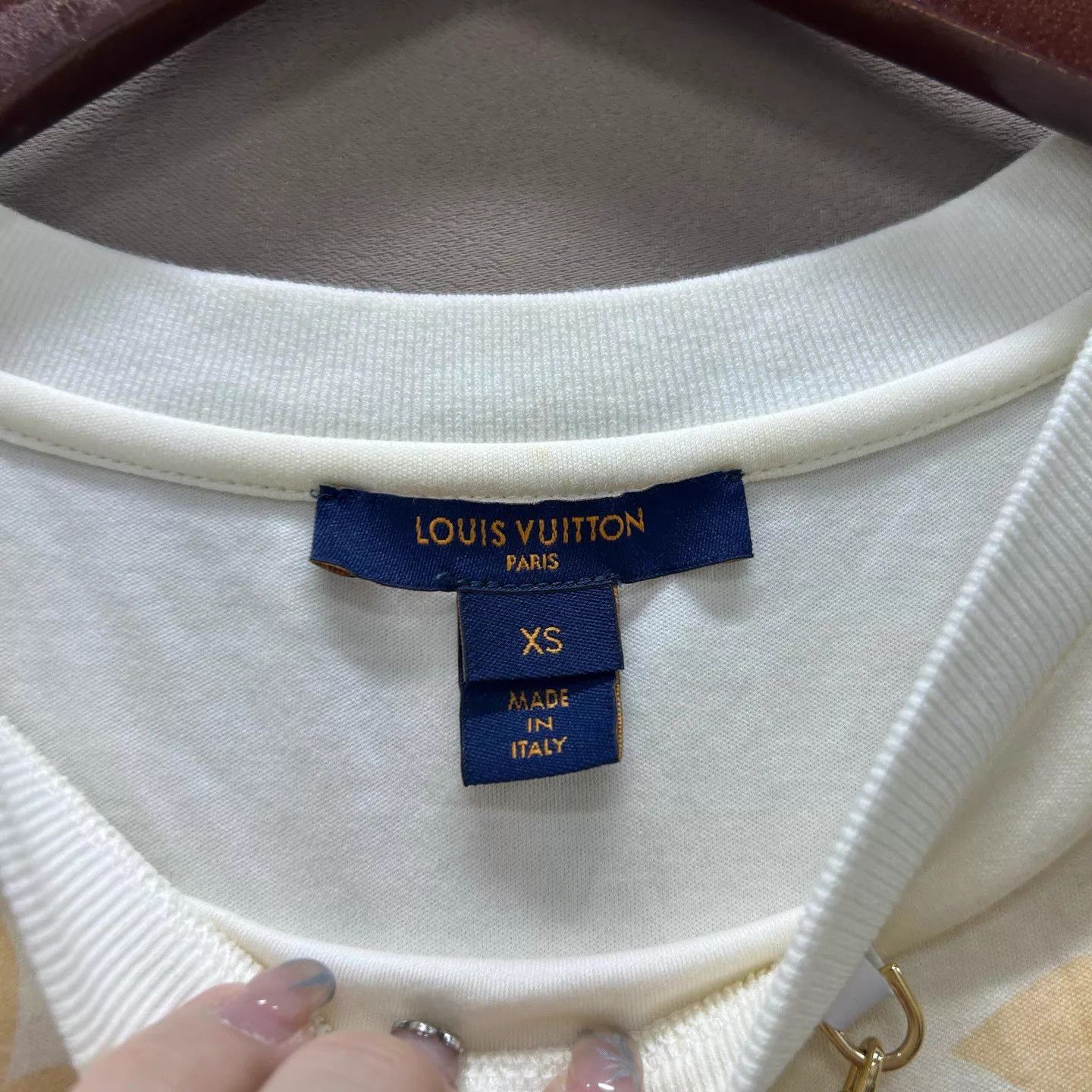 Louis Vuitton LV Cream Monogram Ruffle Hem SS Tee XS 99 New Size XS / US 0-2 / IT 36-38 - 3 Thumbnail