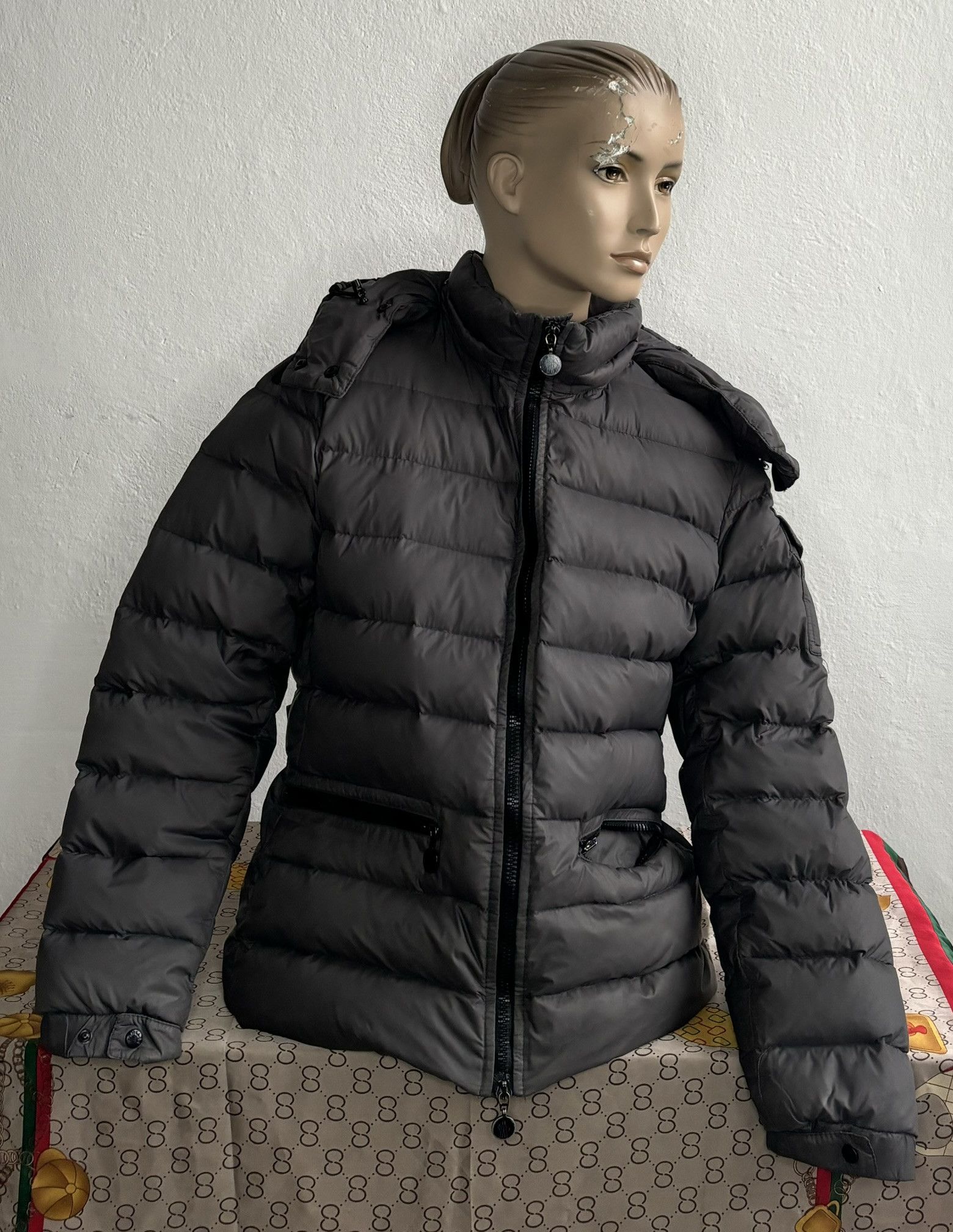Moncler Moncler BEA jacket size. 2 Size XS / US 0-2 / IT 36-38 - 1 Thumbnail