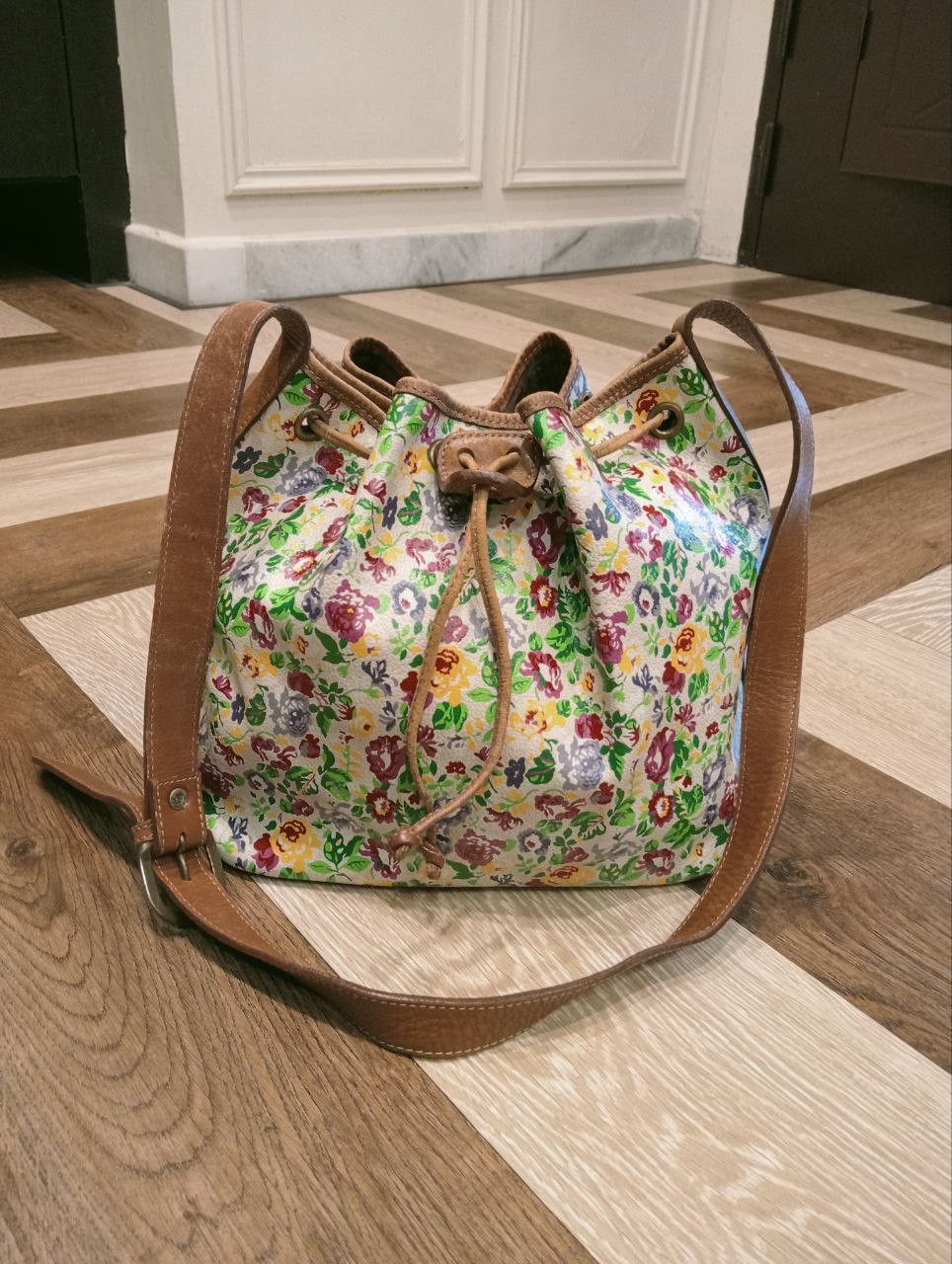 Kenzo VINTAGE KENZO PARIS FLORAL CROSSBODY BAG Size ONE SIZE - 1 Thumbnail