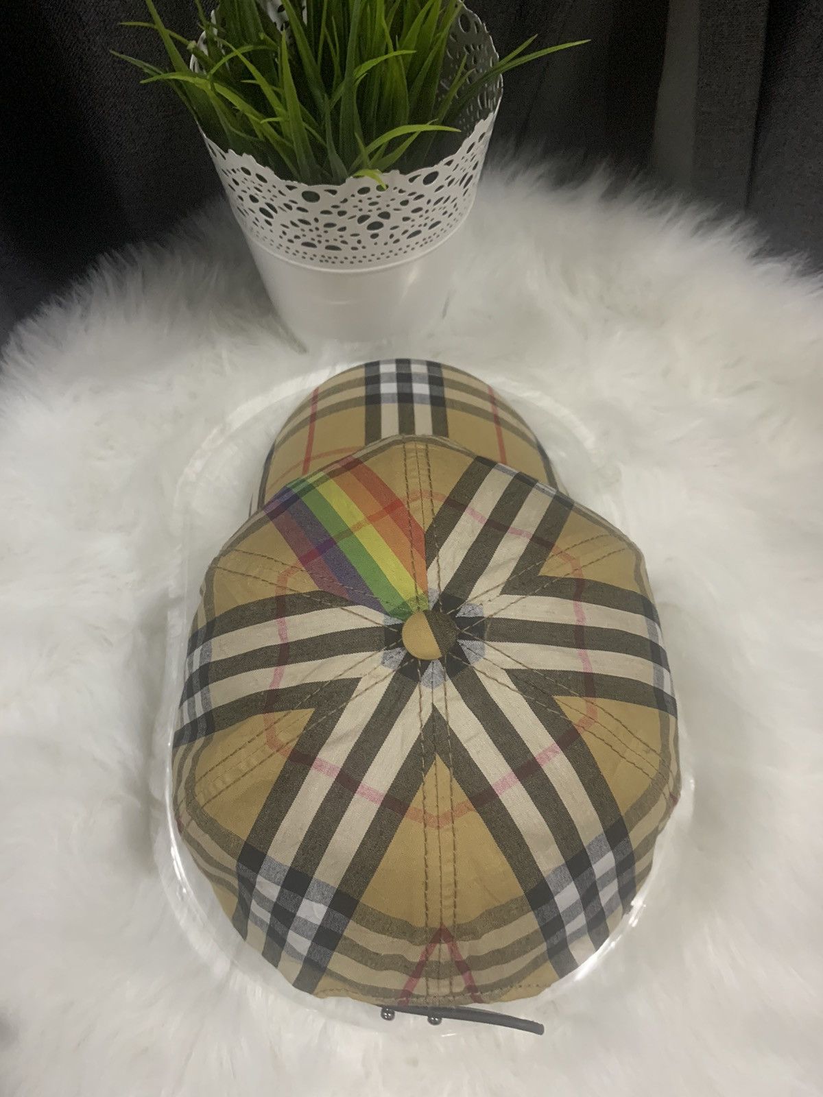 Burberry STEAL!! BURBERRY Caps Novacheck Size ONE SIZE - 5 Thumbnail