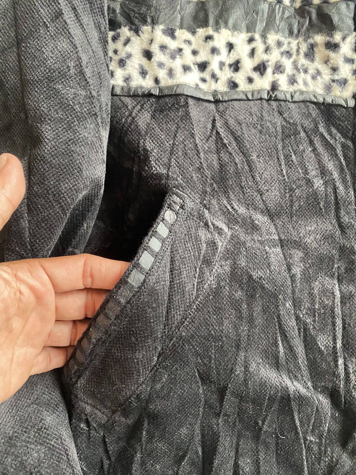 Yoshiyuki Konishi 💵Open Offers💵 RARE Yoshiyuki Konishi velvet Fur Jacket Size US L / EU 52-54 / 3 - 5 Thumbnail