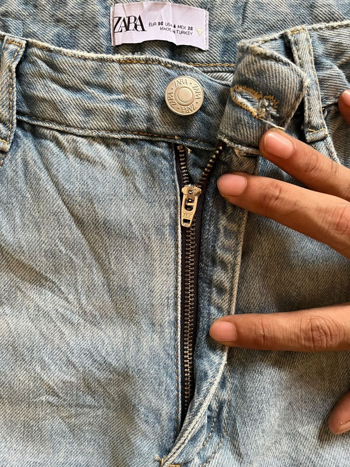 Zara SALES🔥Vintage Zara Faded Wash Cargo Style Baggy Jeans Size US 29 - 3 Thumbnail