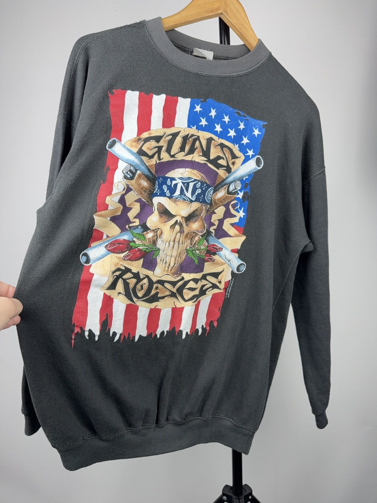 Guns N' Roses Vintage Guns N’ Roses Brockum 1991 Tour Sweatshirt USA Skull Size US L / EU 52-54 / 3 - 6 Thumbnail