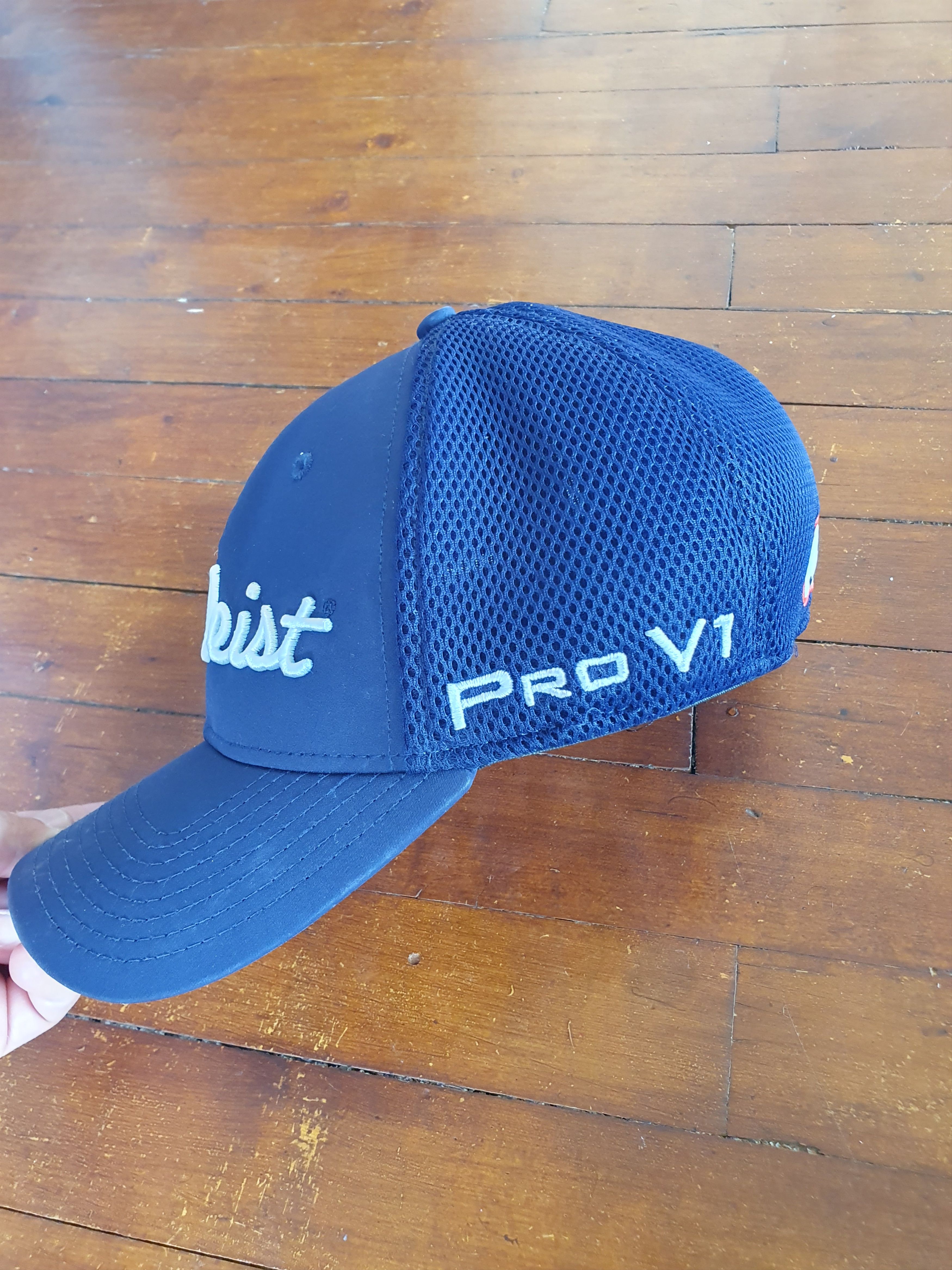 Footjoy Titleist By New Era Footjoy Pro V1 Fitted Mesh Hat sz L/XL Size ONE SIZE - 6 Thumbnail