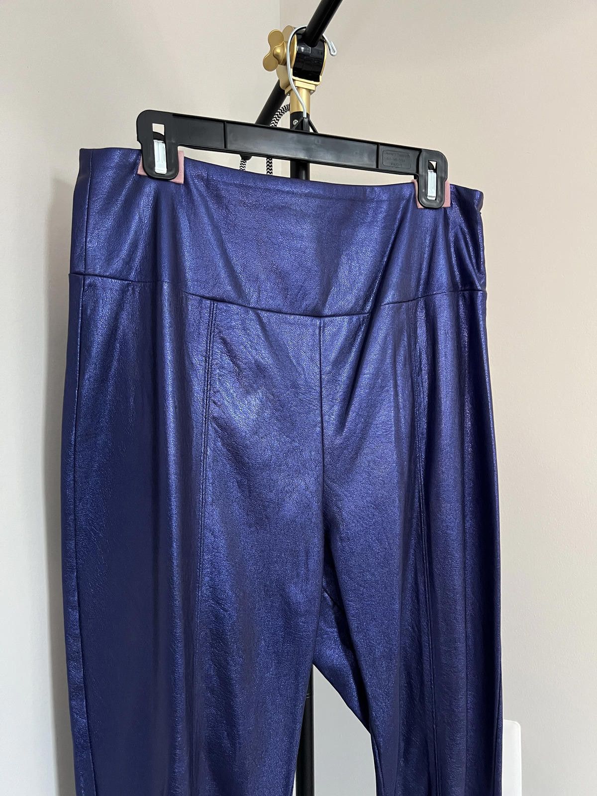 Bcbgmaxazria BCBGMAXAZRIA Metallic Blue Coated Leggings Size 36" / US 14 / IT 50 - 2 Thumbnail