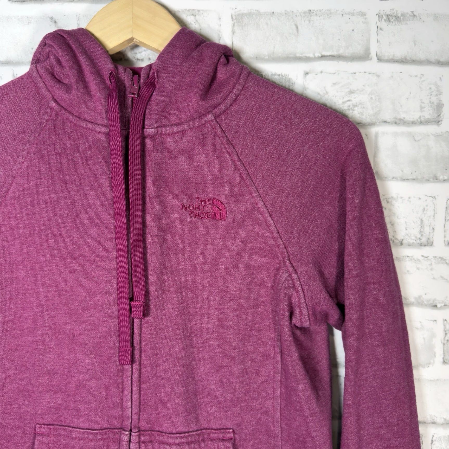 The North Face The North Face Full-Zip Hooded Jacket Womens Size S Size S / US 4 / IT 40 - 2 Thumbnail