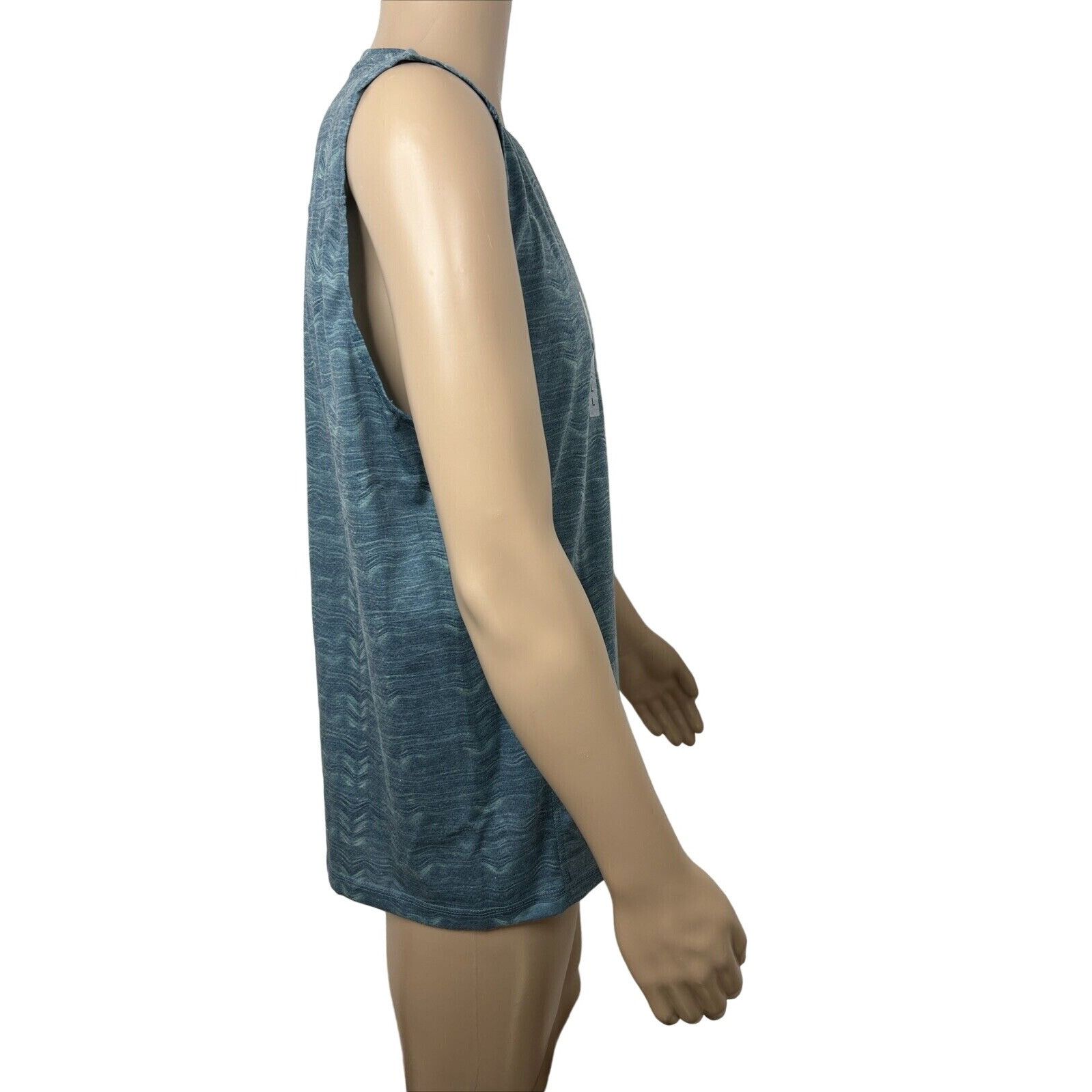 Colosseum Athletics Colosseum Men’s Mesh Training Sleeveless Shirt L Blue-Green Size US L / EU 52-54 / 3 - 11 Thumbnail