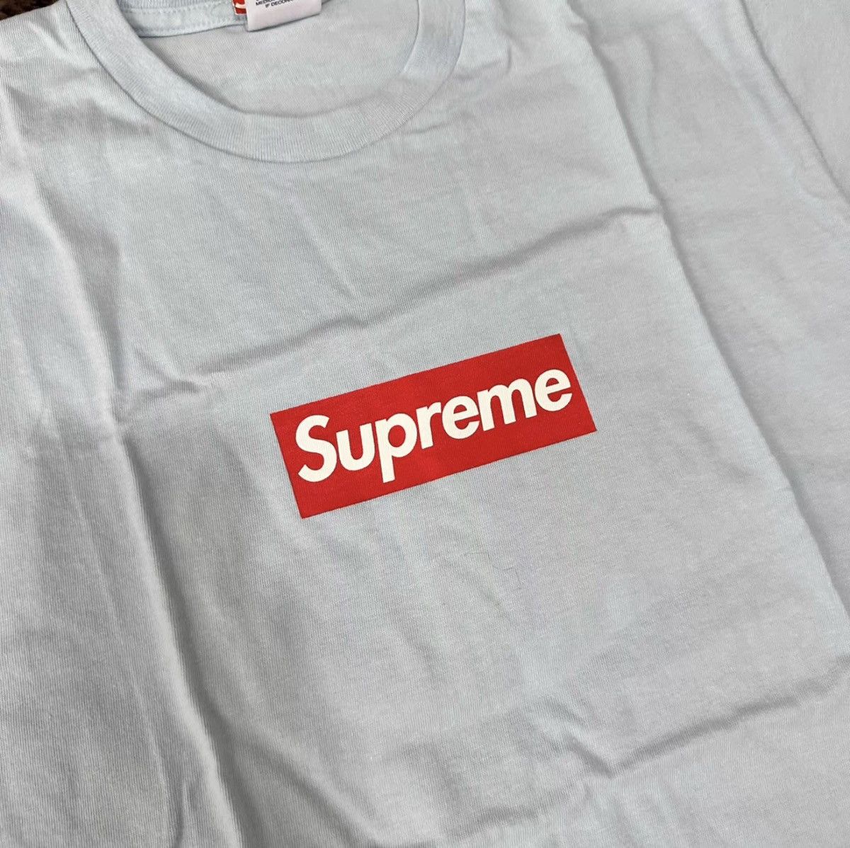 Supreme Supreme 20th anniversary baby blue box logo tee dswt Size US M / EU 48-50 / 2 - 2 Thumbnail