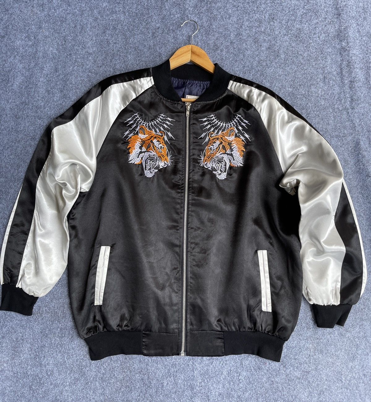 Karakuri Tamashii Rare🔥Japanese Sukajan Tiger Embroidery Jacket Size US XL / EU 56 / 4 - 10 Thumbnail