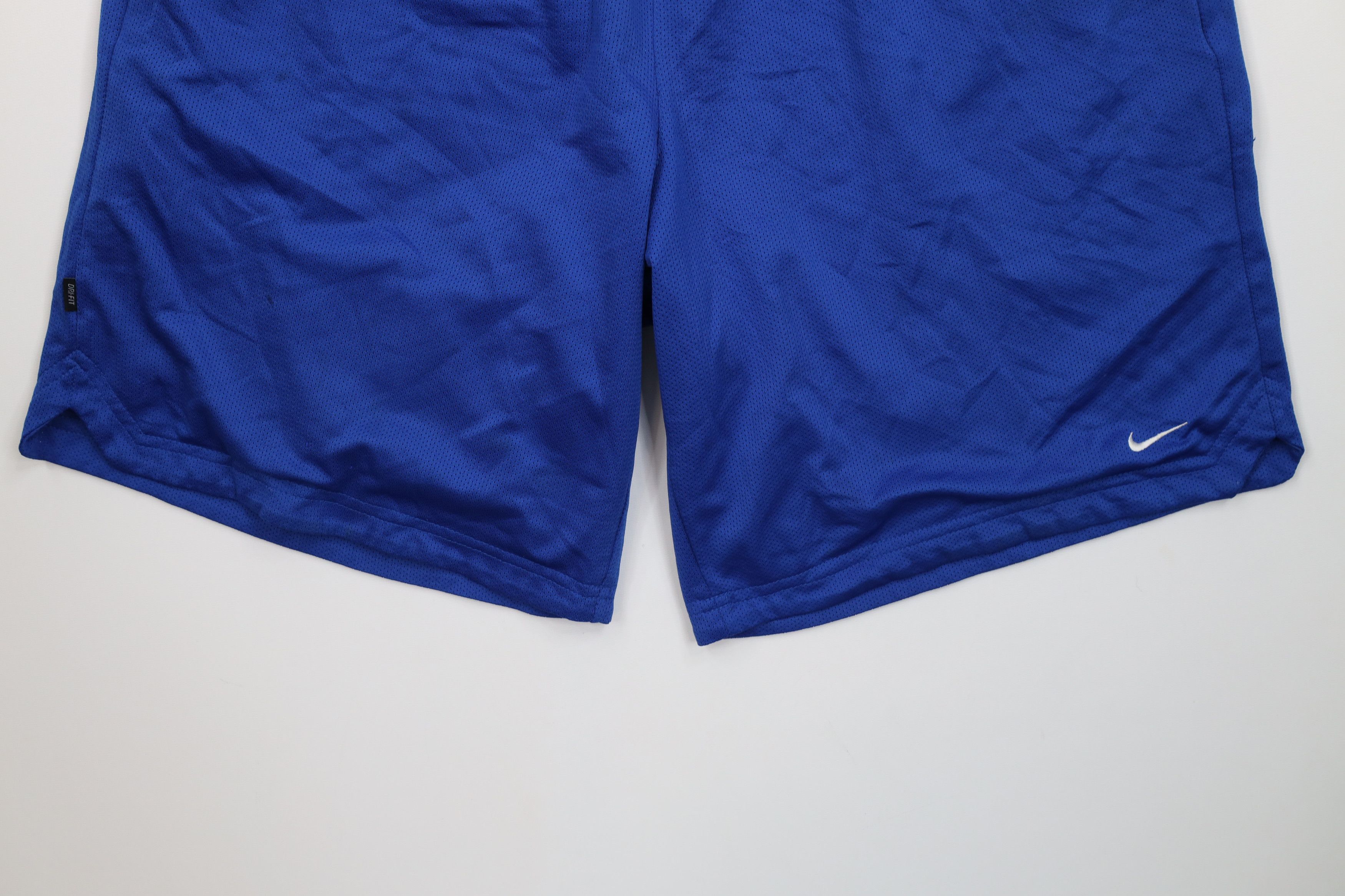 Nike Vintage Nike Travis Scott Mini Swoosh Basketball Shorts Size US 34 / EU 50 - 4 Thumbnail