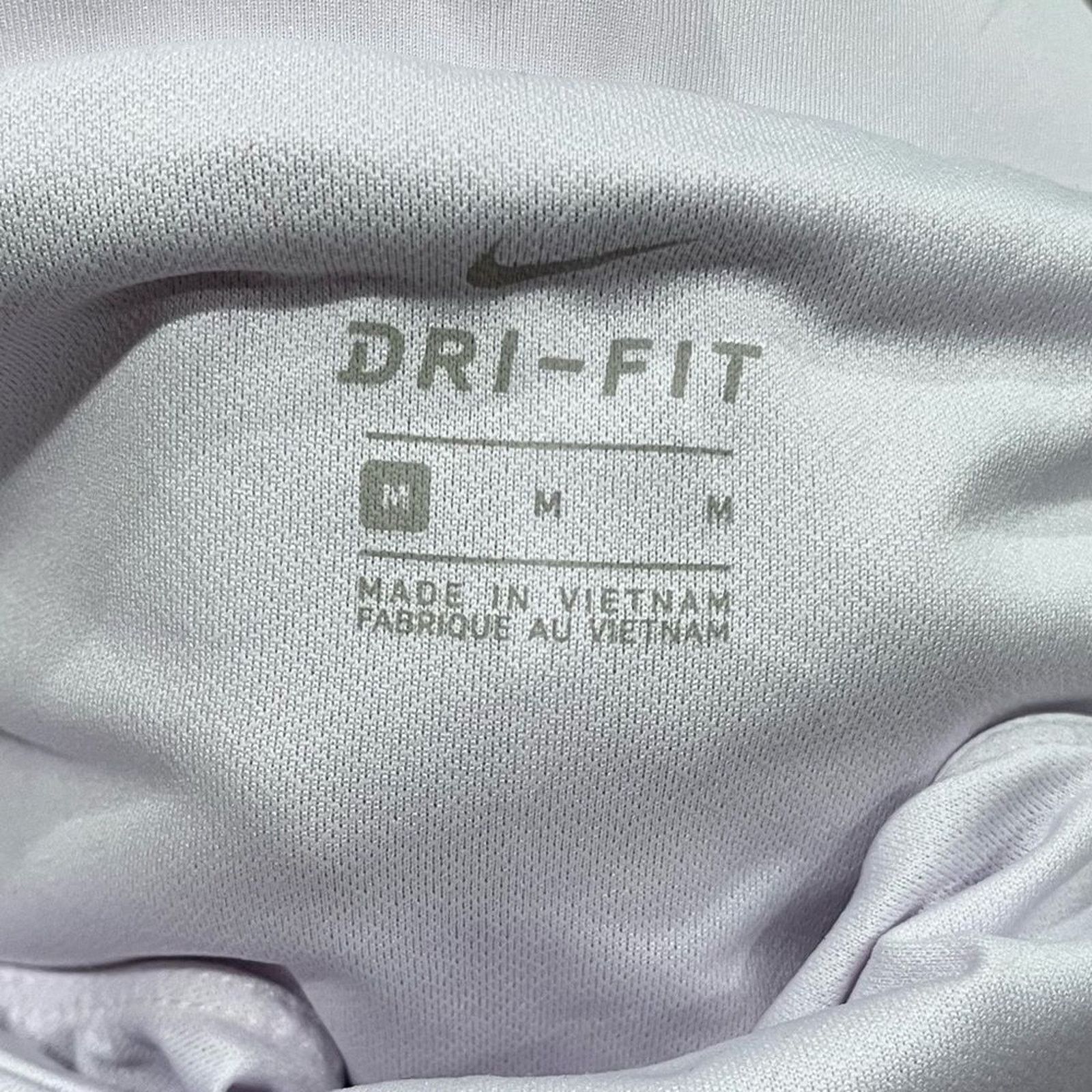 Nike Nike Dri-Fit Running Shorts Elastic Waist Zip Pocket Pink M Size 28" / US 6 / IT 42 - 2 Thumbnail