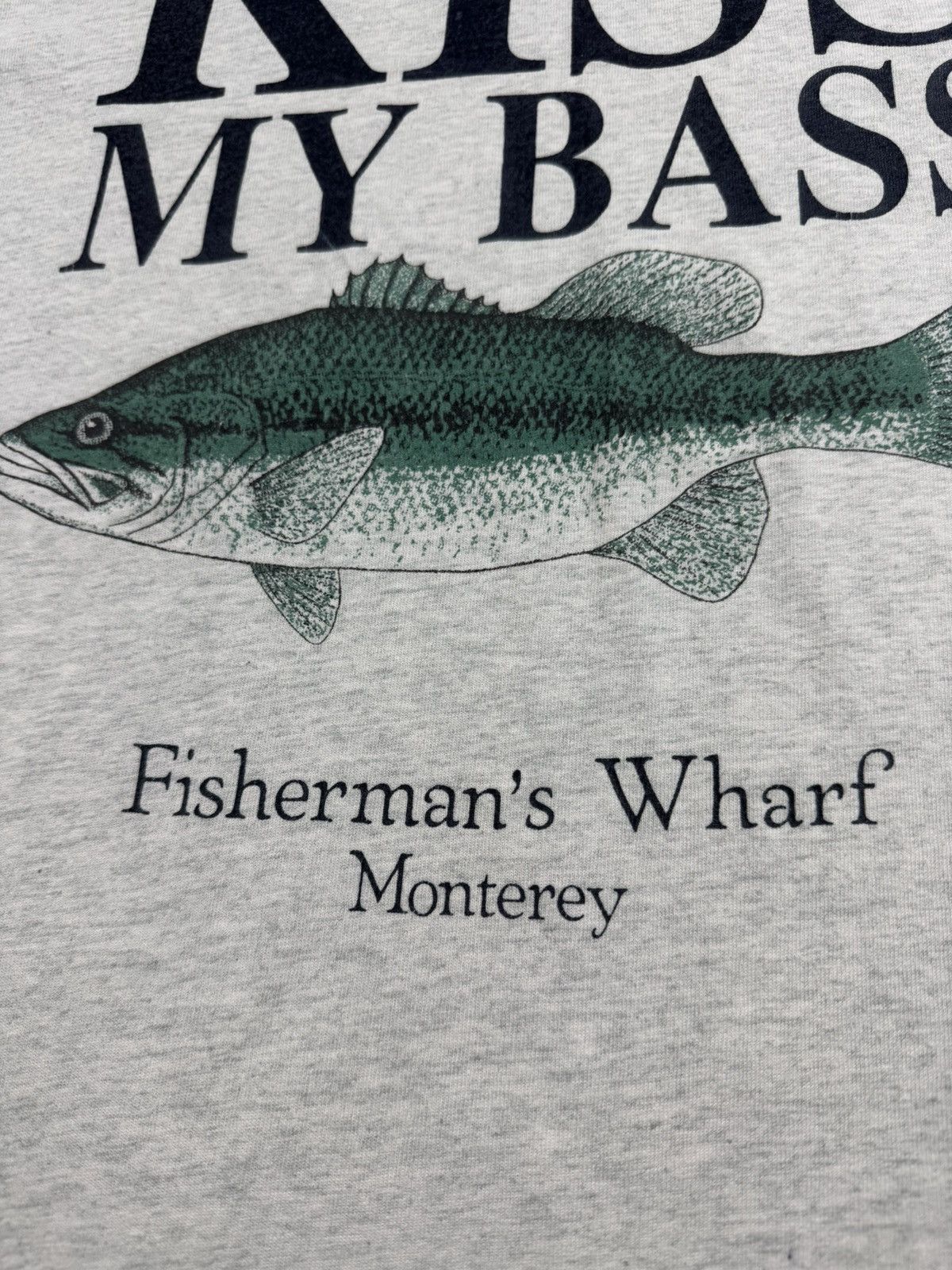 Other Vintage Kiss My Bass 90s Humor Crazy Gray Fisherman Merch Jersey T Shirt Tee Size US L / EU 52-54 / 3 - 8 Thumbnail