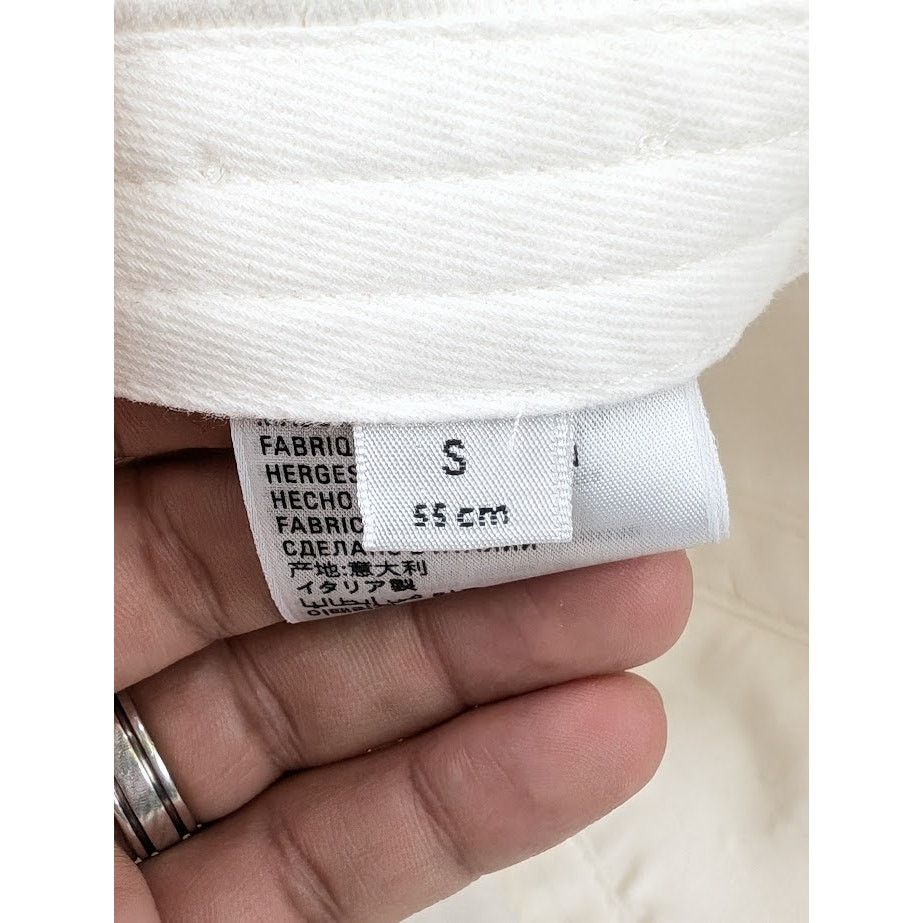 Balenciaga o1rshd1 Q:2 / Size: S / Hat / Cap in White Size ONE SIZE - 18 Thumbnail