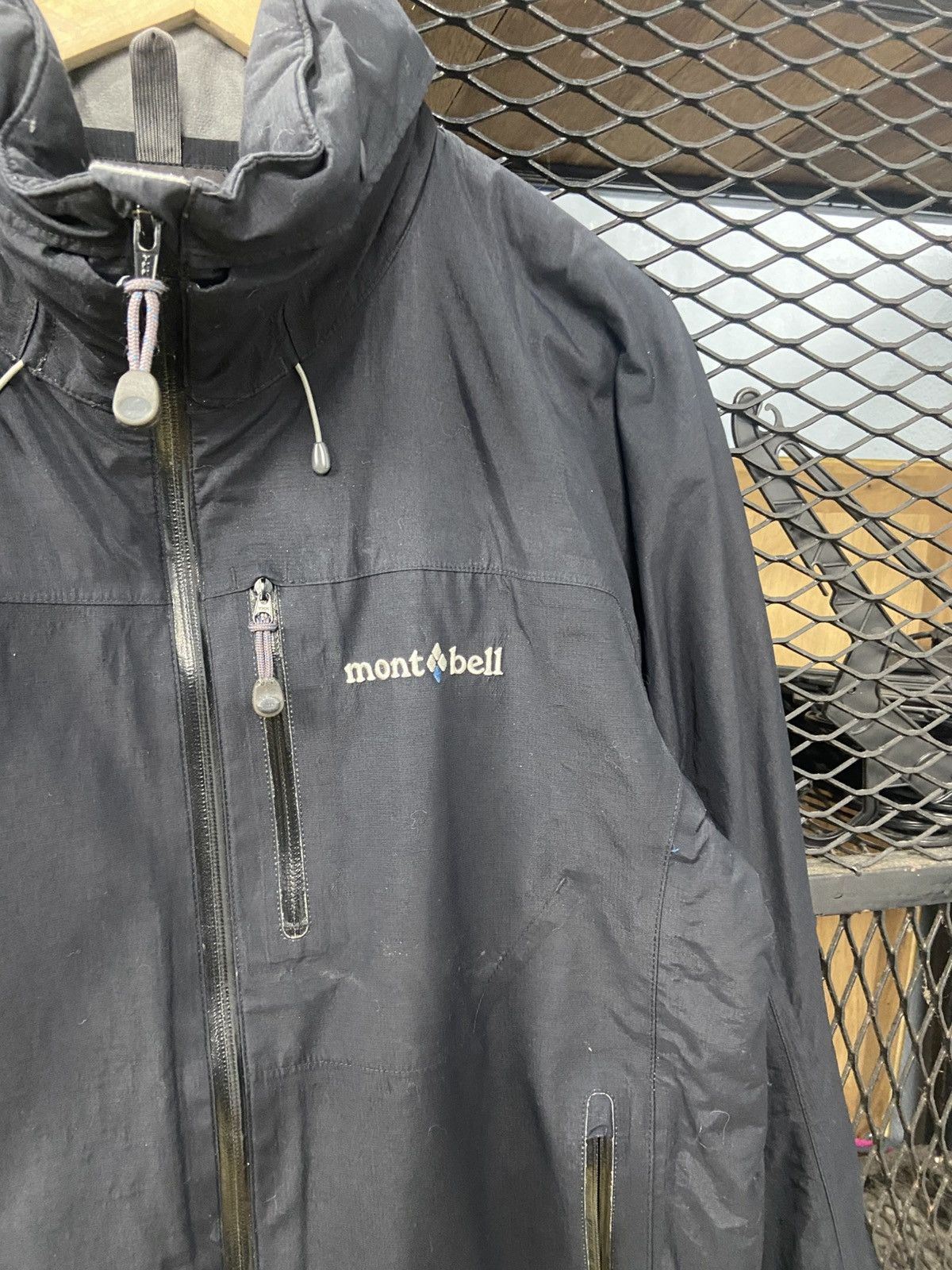 Montbell × Weatherproof MONTBELL WATERPROOF JACKET Size US L / EU 52-54 / 3 - 2 Thumbnail
