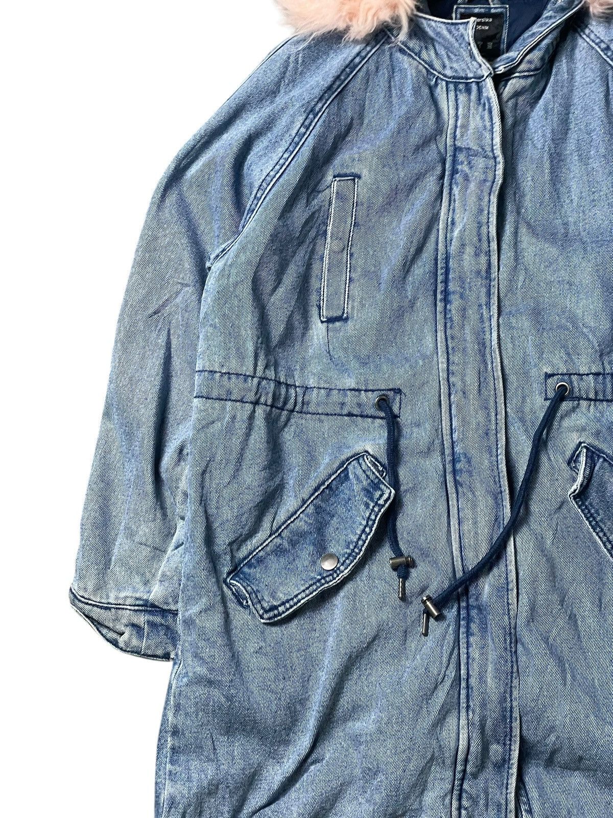 Bershka × Vintage Vintage BERSHKA Fur Hooded Denim Jacket (98) Size US S / EU 44-46 / 1 - 2 Thumbnail