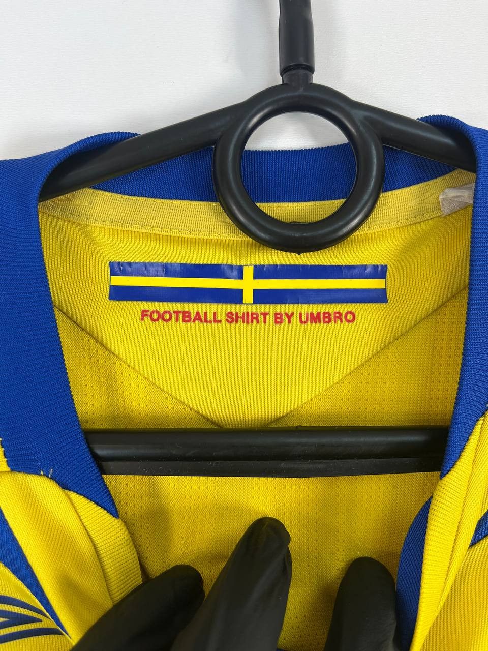 Umbro SWEDEN 2007 2008 2009 HOME FOOTBALL SHIRT UMBRO Size XL Size US S / EU 44-46 / 1 - 3 Thumbnail